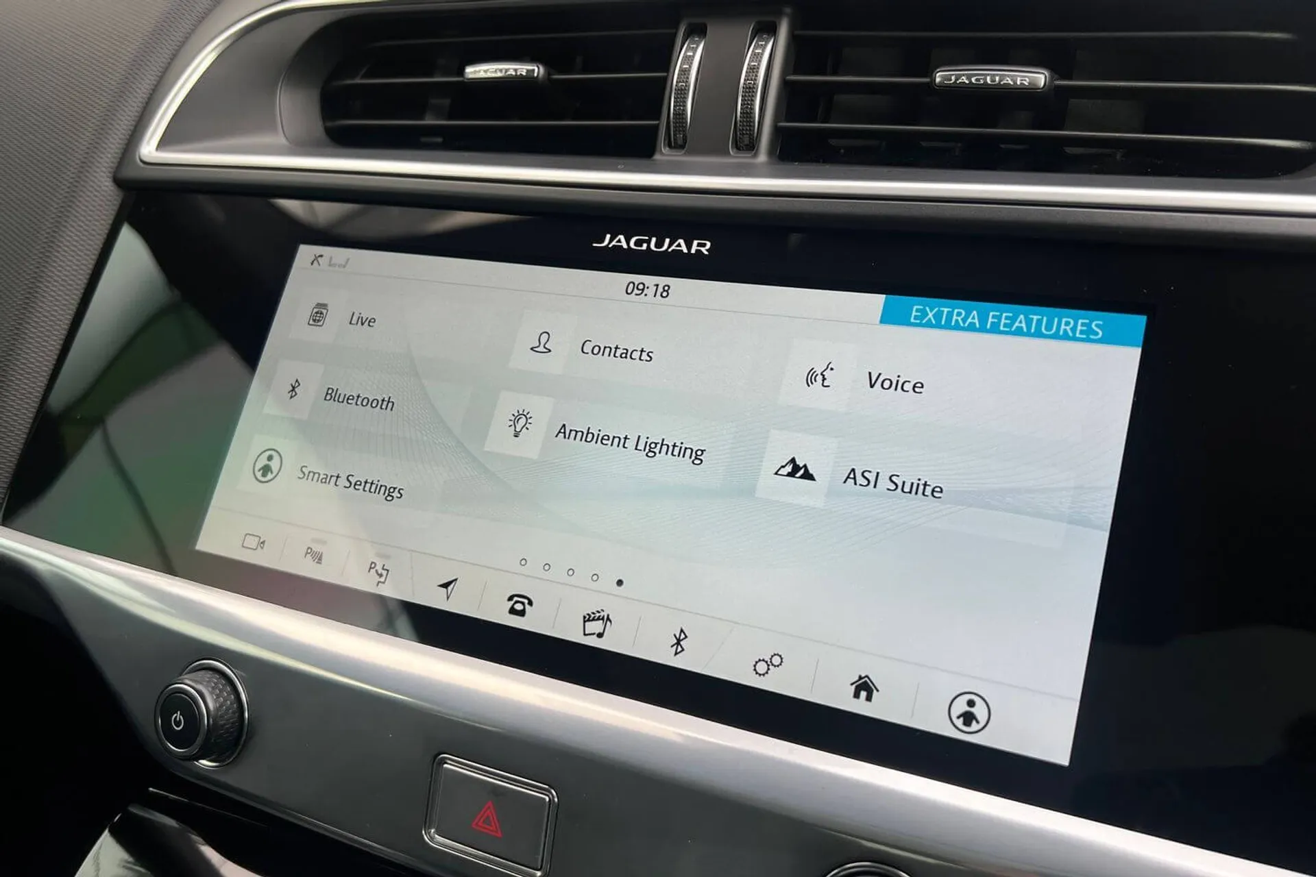 Jaguar I-PACE thumbnail image number 62