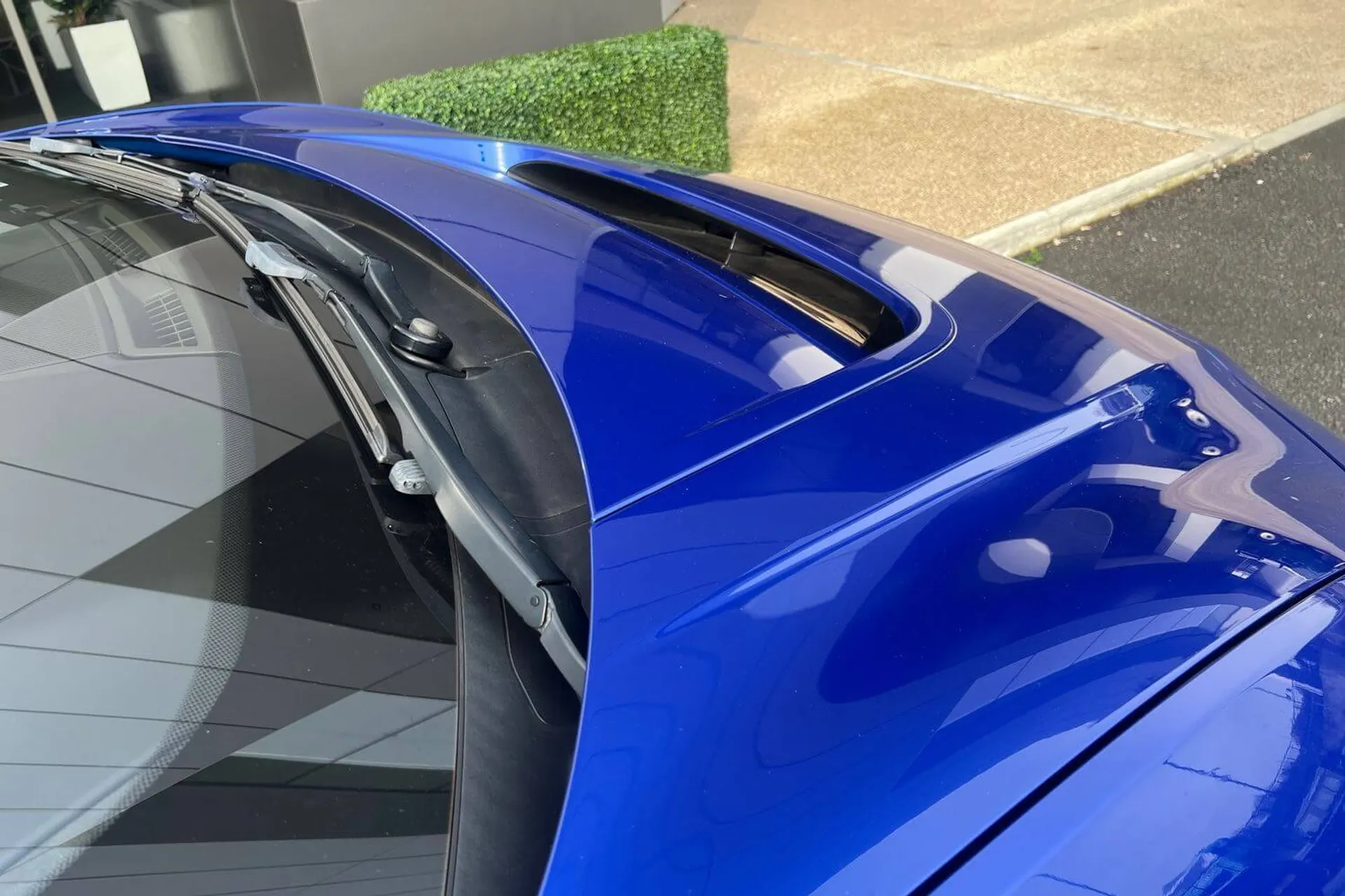 Jaguar I-PACE thumbnail image number 65