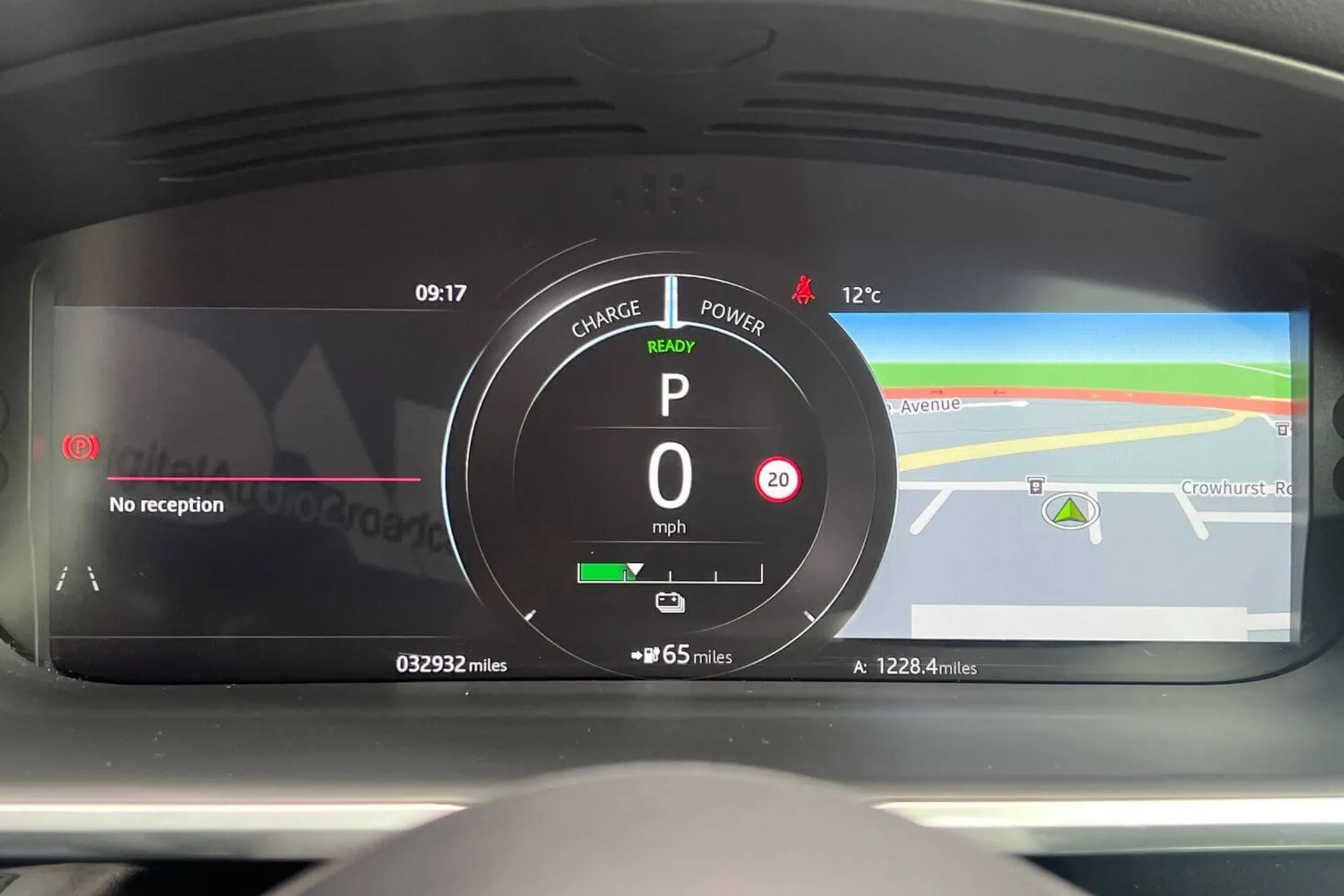 Jaguar I-PACE thumbnail image number 47