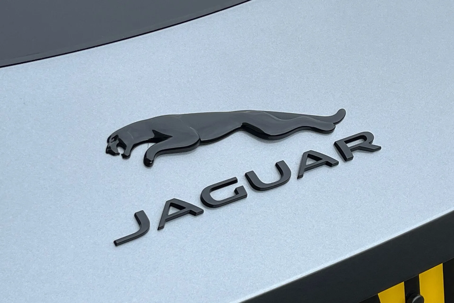 Jaguar F-TYPE thumbnail image number 50