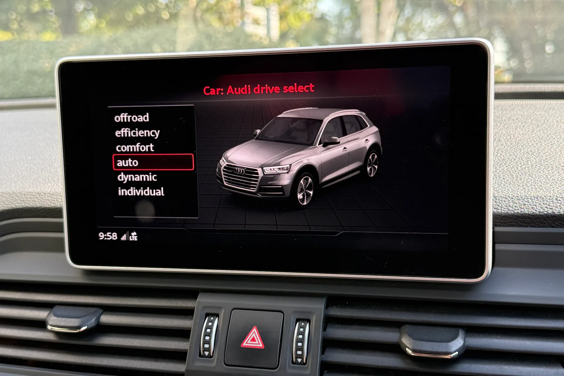 Audi Q5 thumbnail image number 28