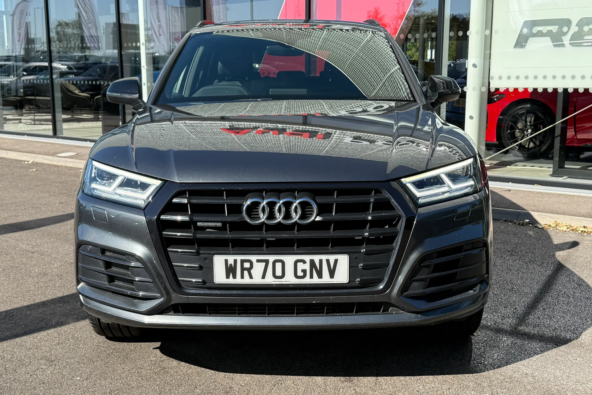 Audi Q5 thumbnail image number 10