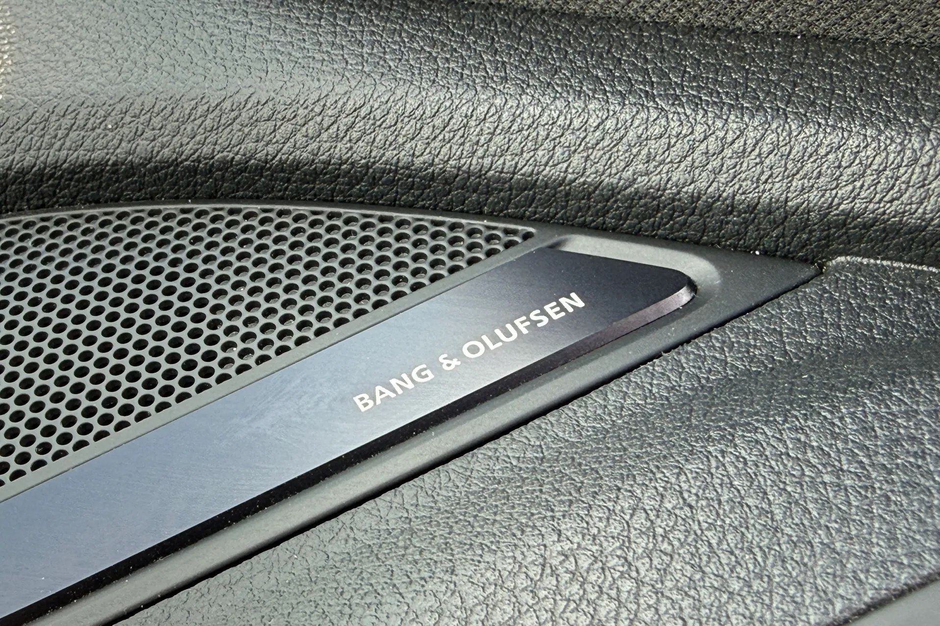 Audi Q5 thumbnail image number 18