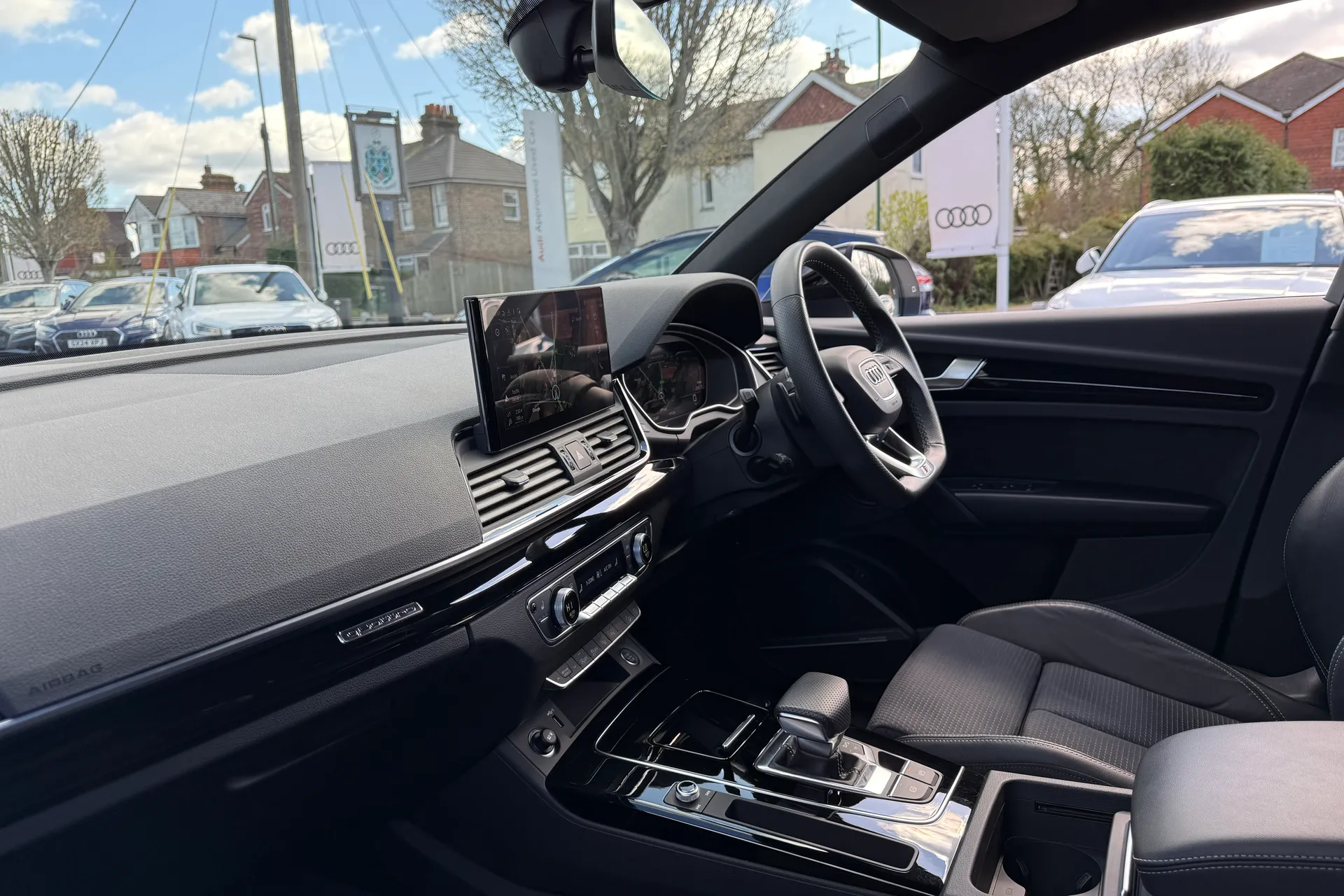 Audi Q5 thumbnail image number 31