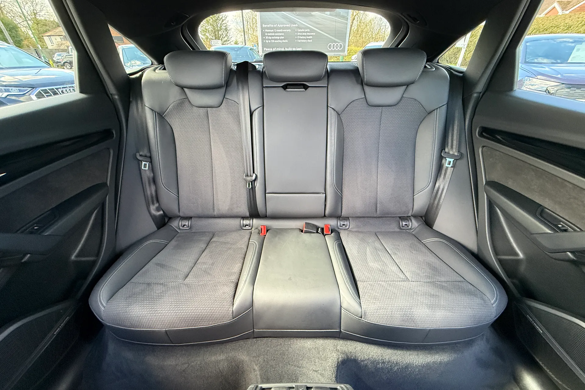 Audi Q5 thumbnail image number 40
