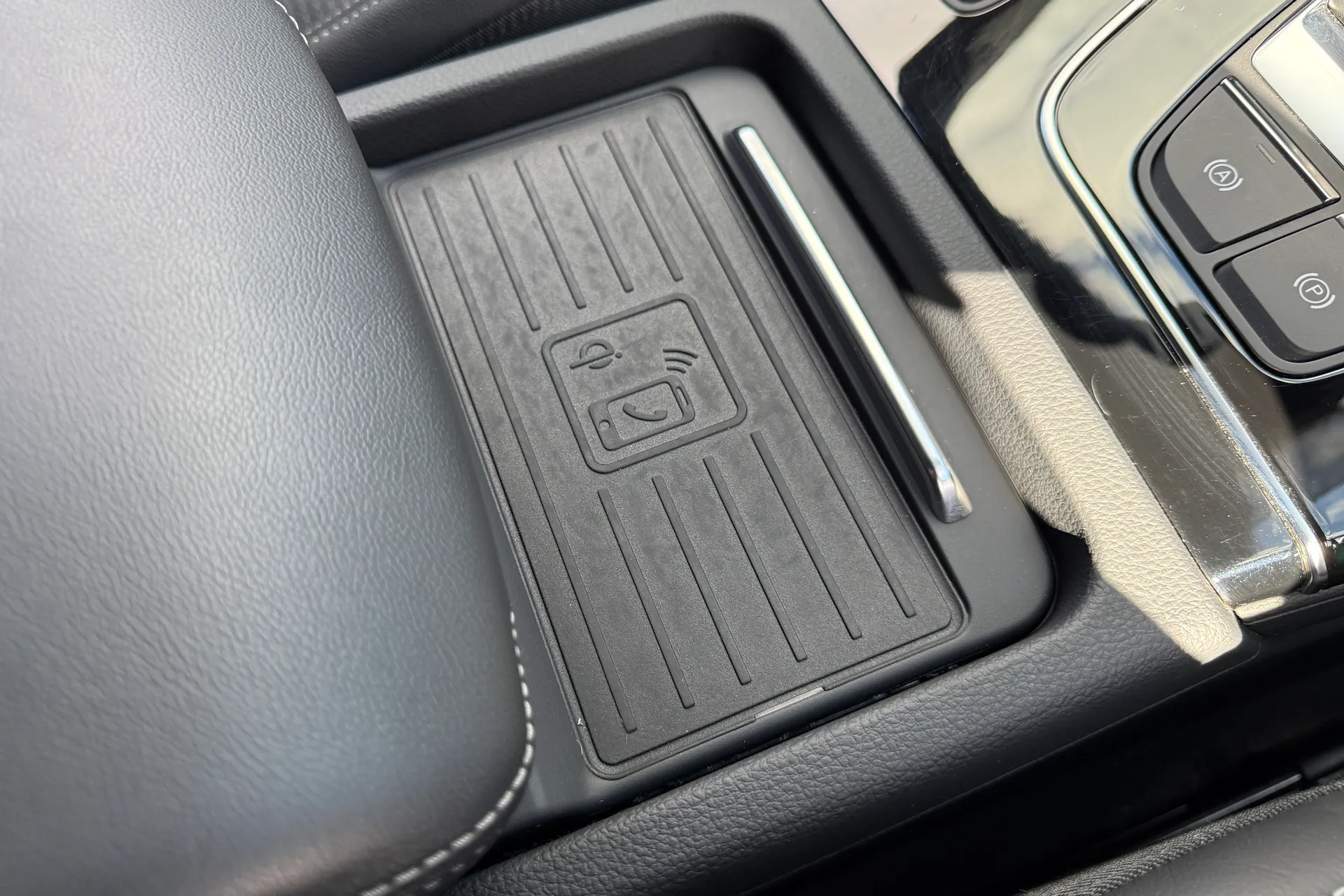 Audi Q5 thumbnail image number 17