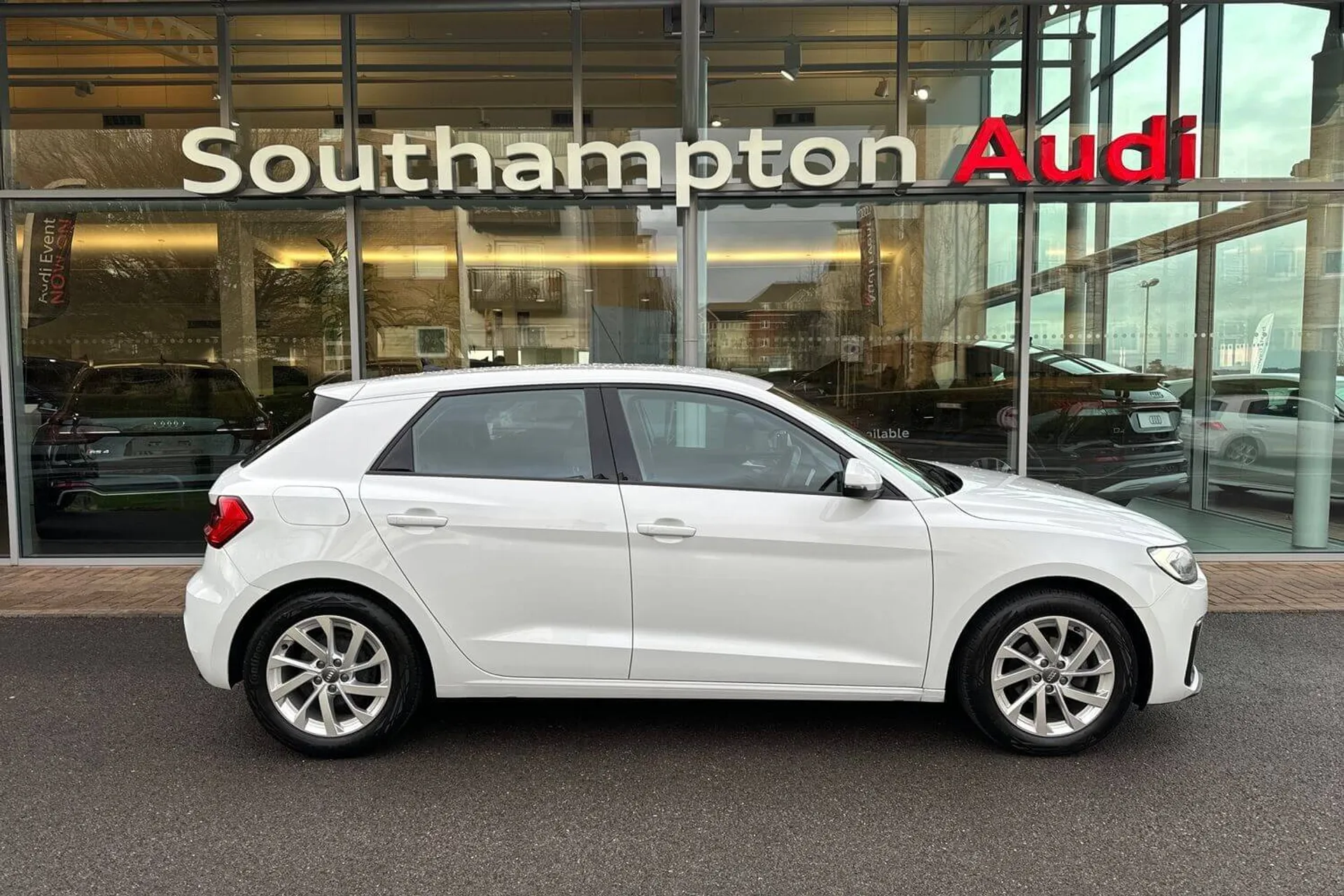 Audi A1 thumbnail image number 5