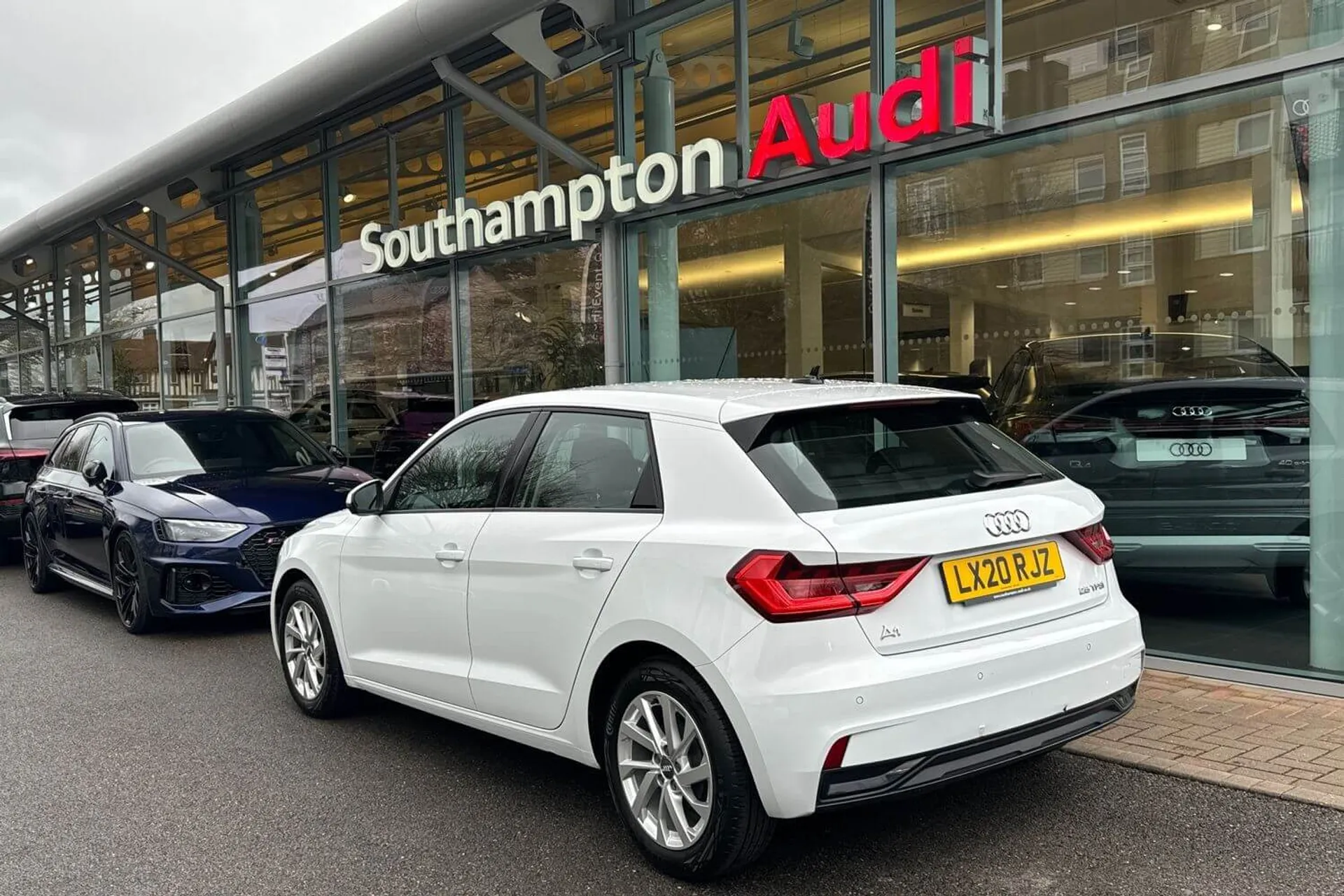 Audi A1 thumbnail image number 7