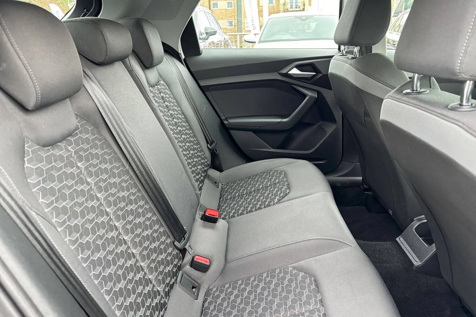 Audi A1 thumbnail image number 21