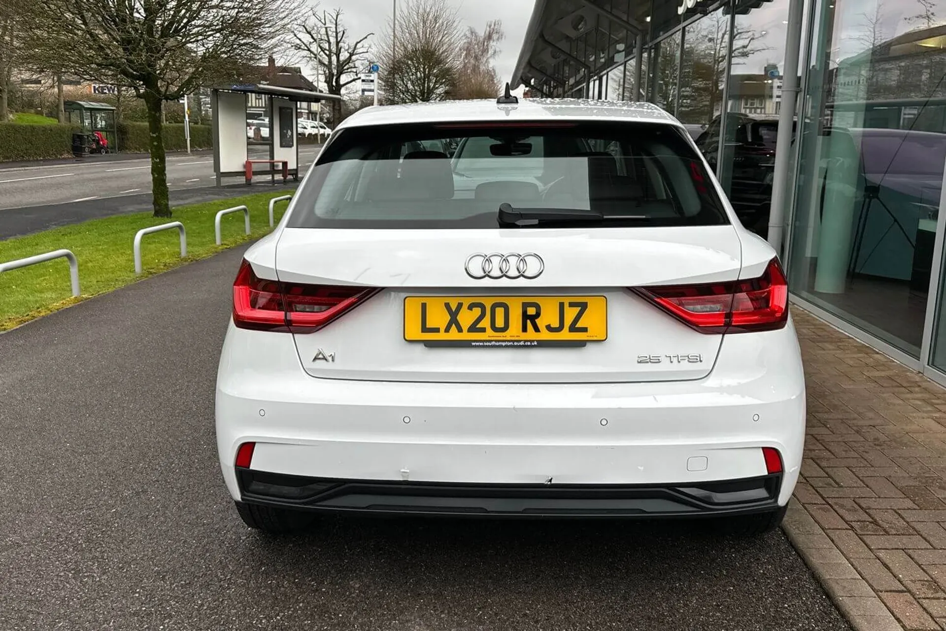 Audi A1 thumbnail image number 6
