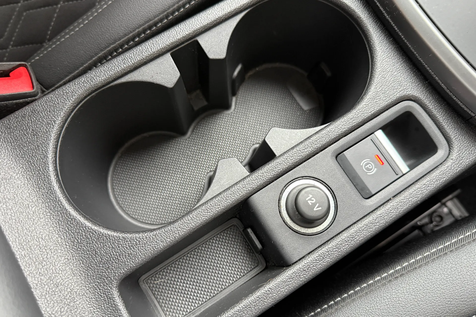 Audi A3 thumbnail image number 32