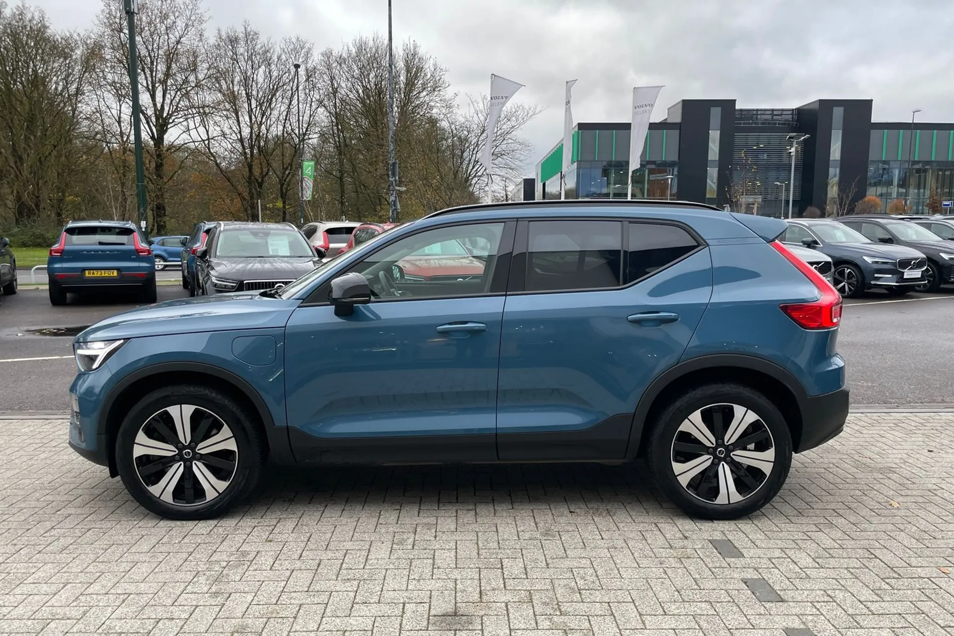 Volvo XC40 thumbnail image number 10