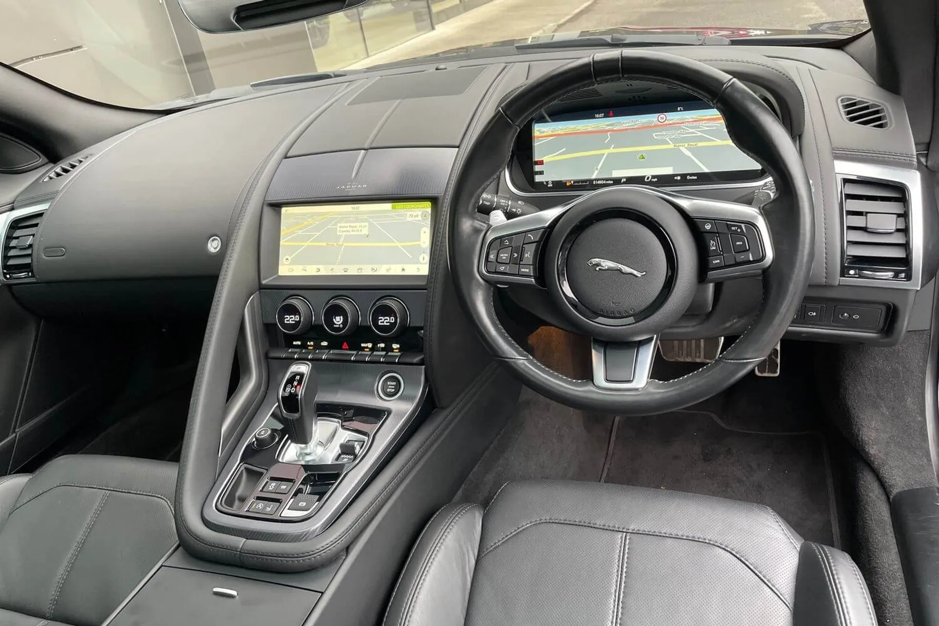 Jaguar F-TYPE thumbnail image number 43