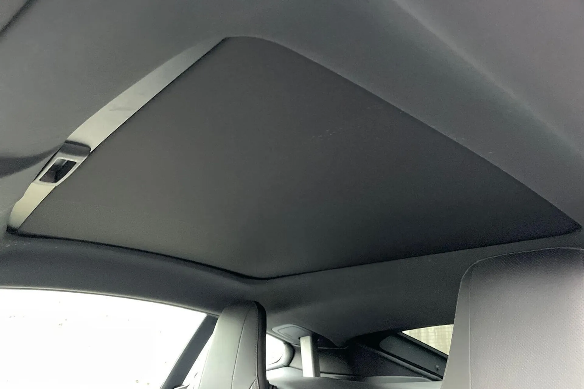 Jaguar F-TYPE thumbnail image number 45