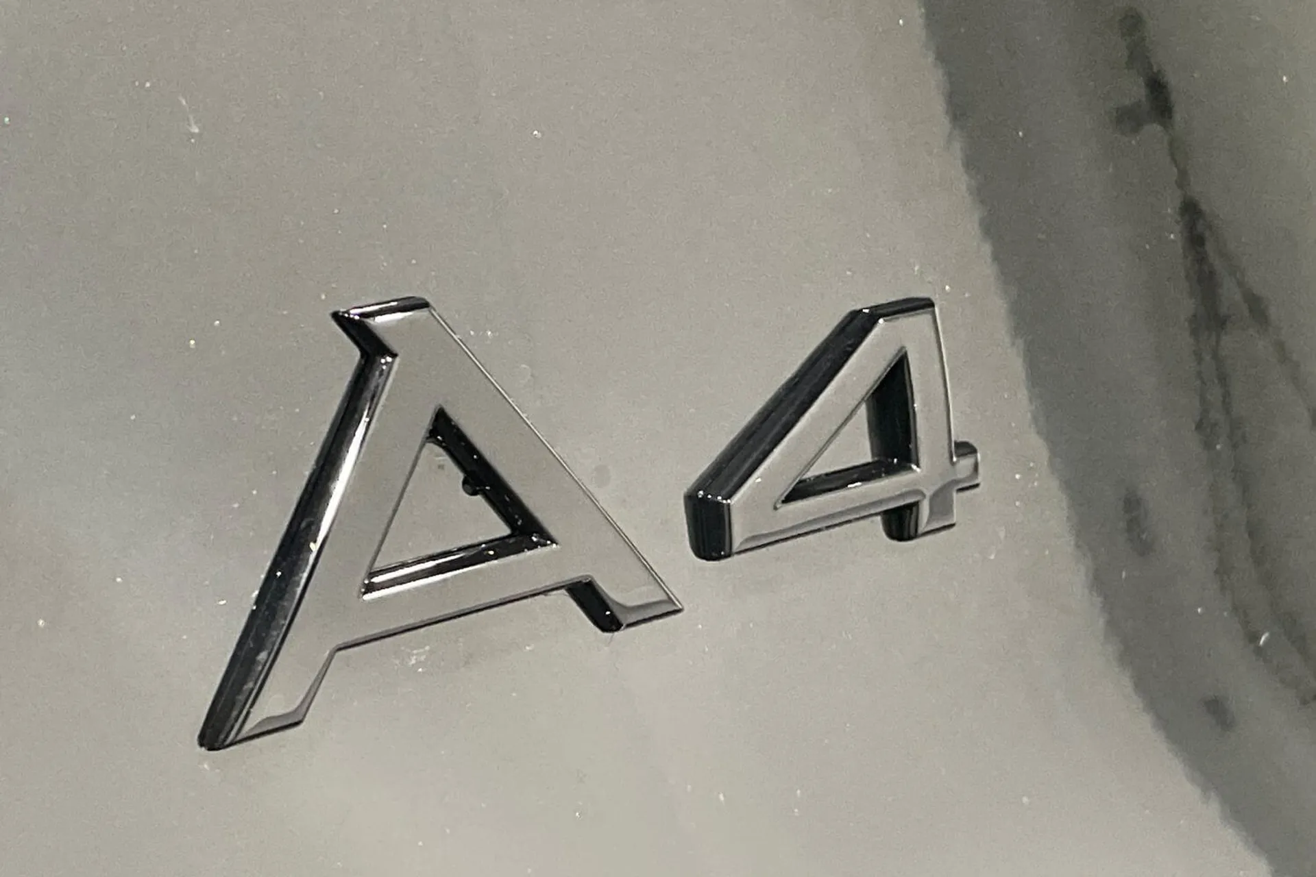 Audi A4 thumbnail image number 59