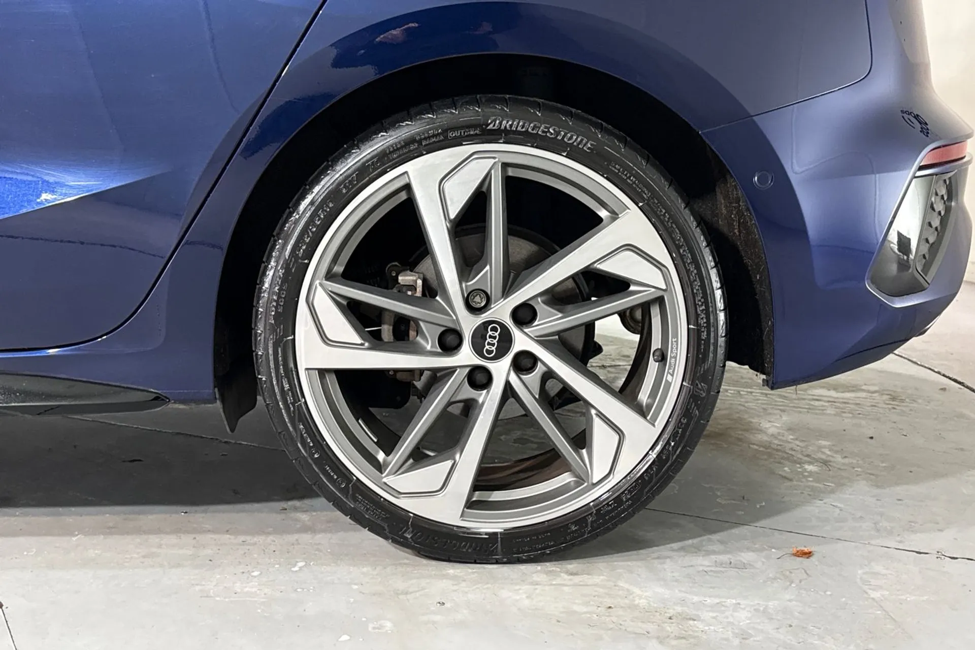 Audi A3 thumbnail image number 13