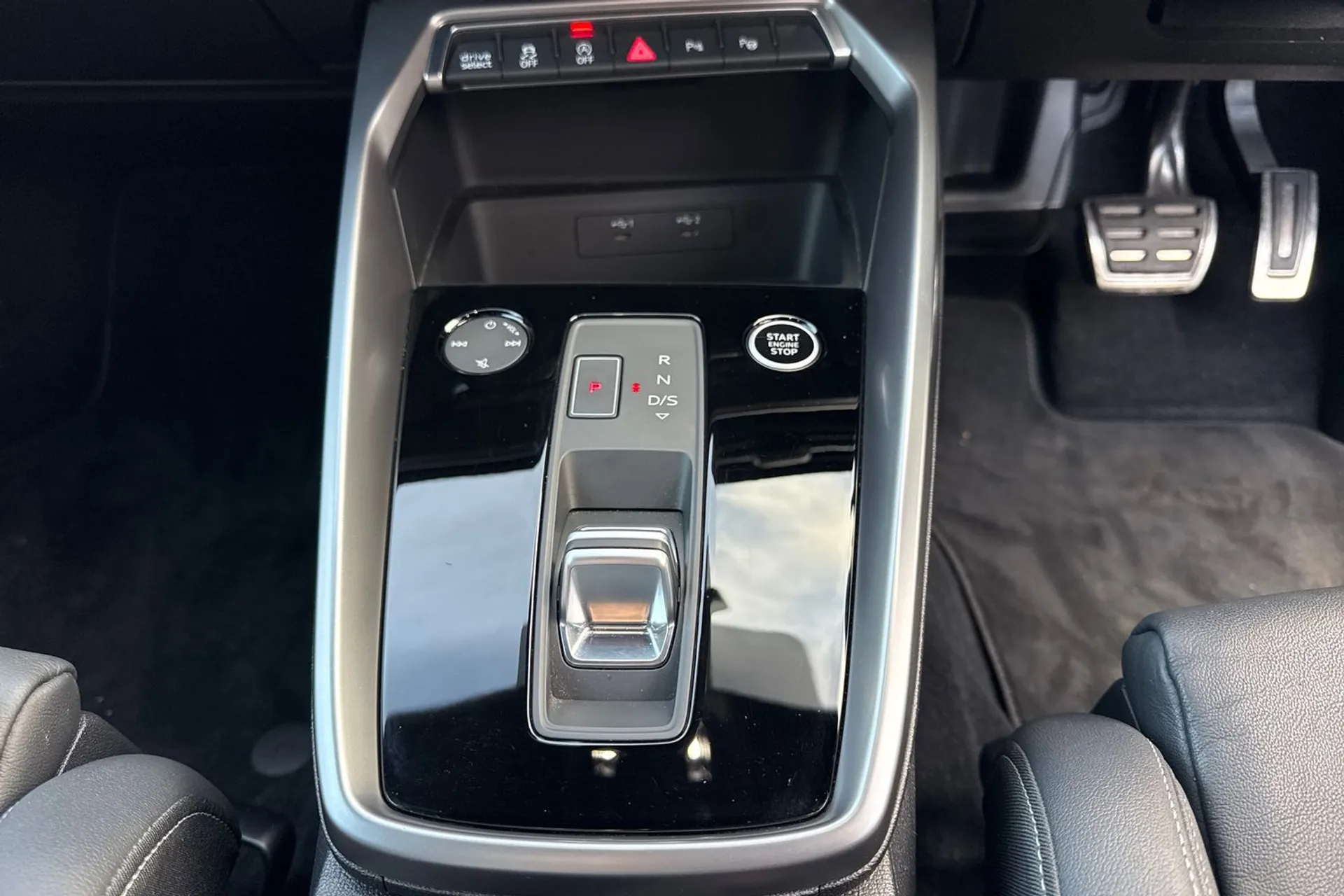 Audi A3 thumbnail image number 44