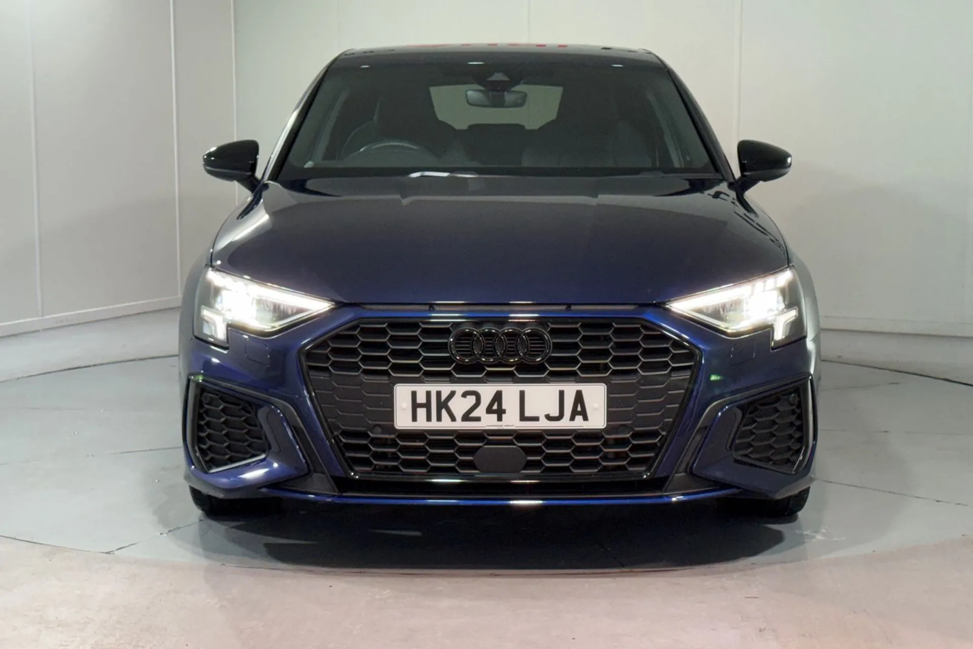 Audi A3 thumbnail image number 7