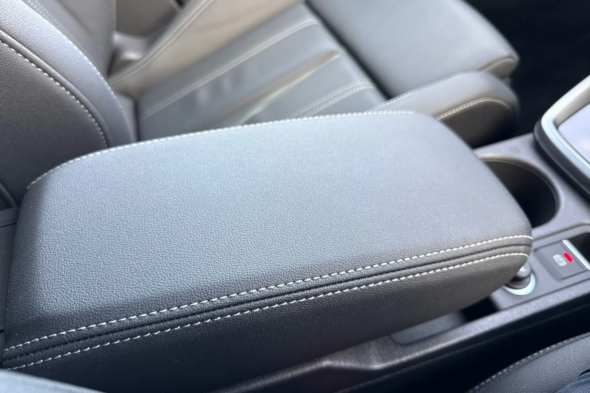 Audi A3 thumbnail image number 47