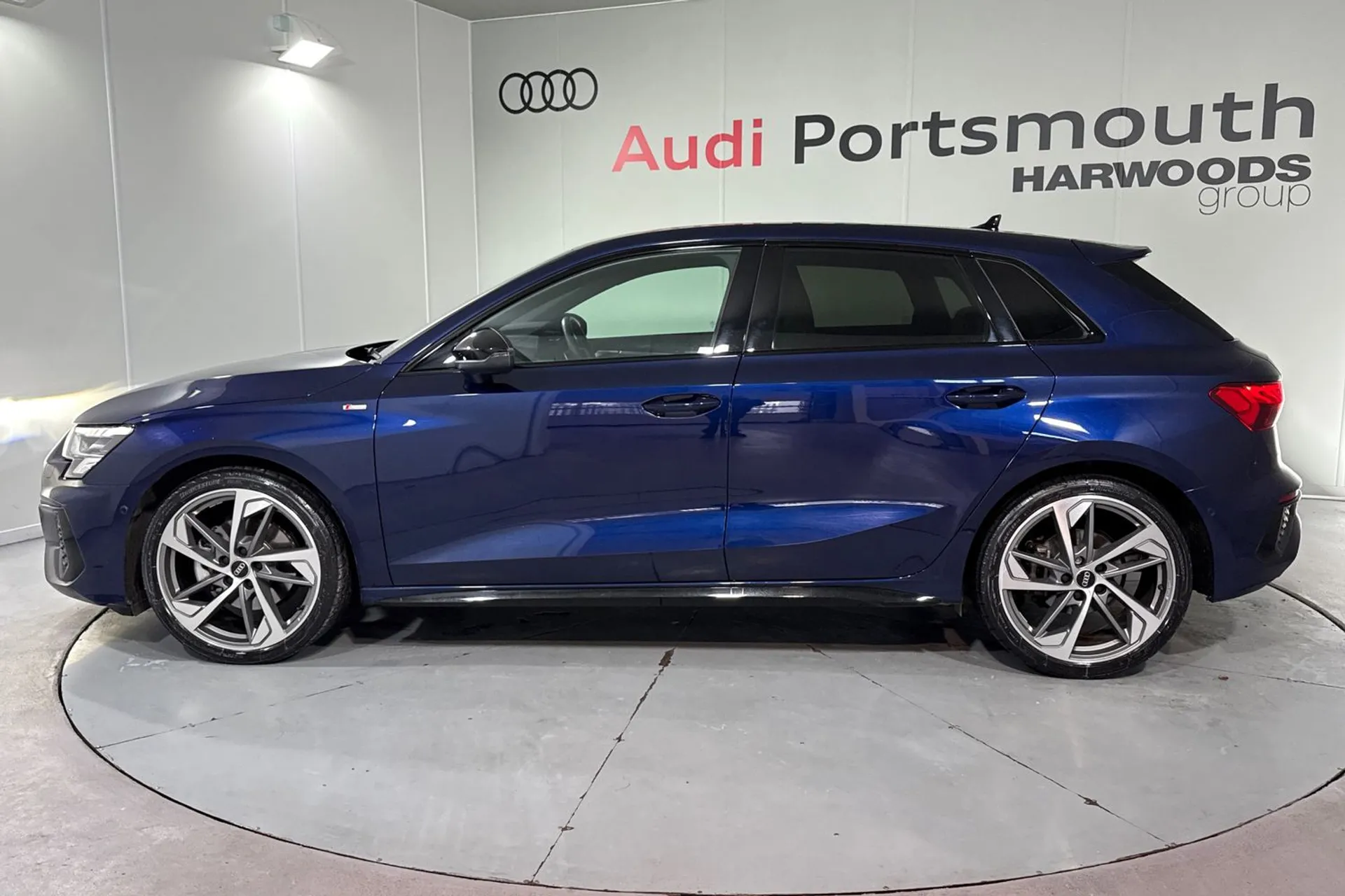 Audi A3 thumbnail image number 12