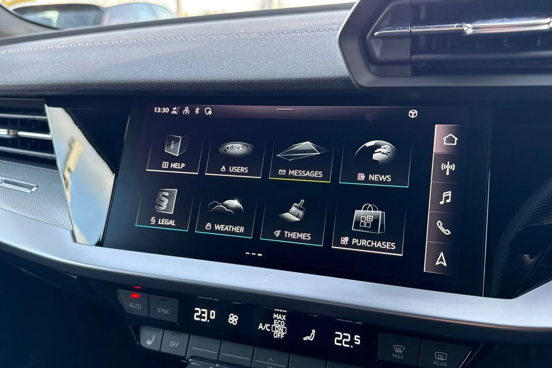 Audi A3 thumbnail image number 37