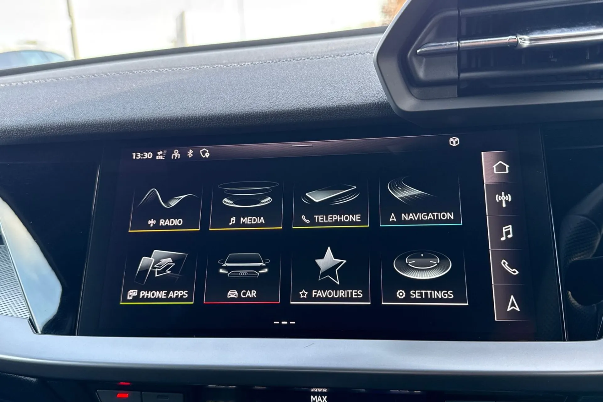 Audi A3 thumbnail image number 25