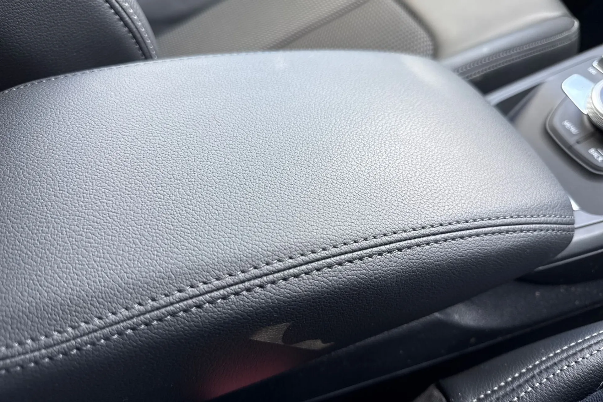 Audi Q2 thumbnail image number 48