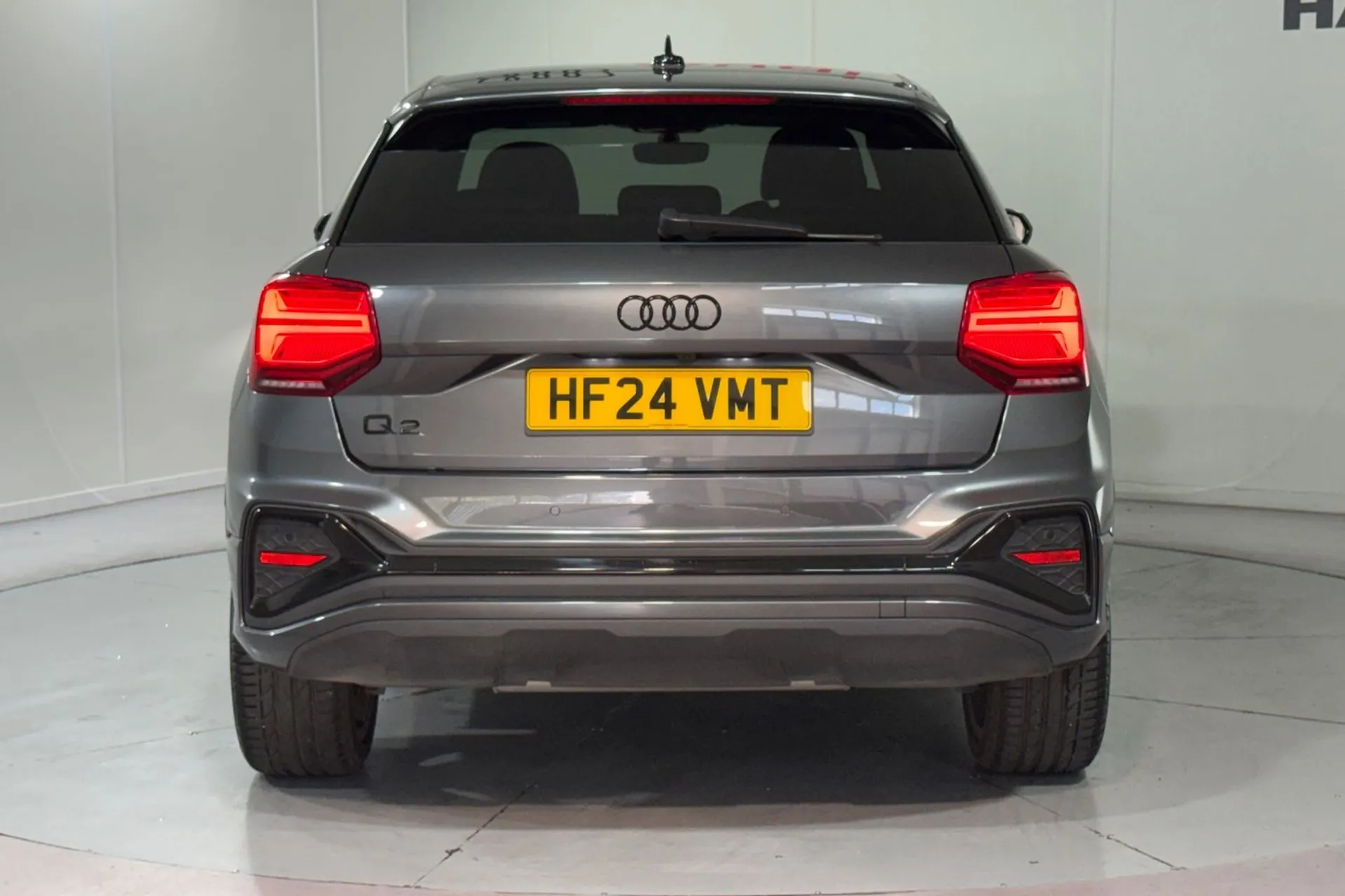 Audi Q2 thumbnail image number 7