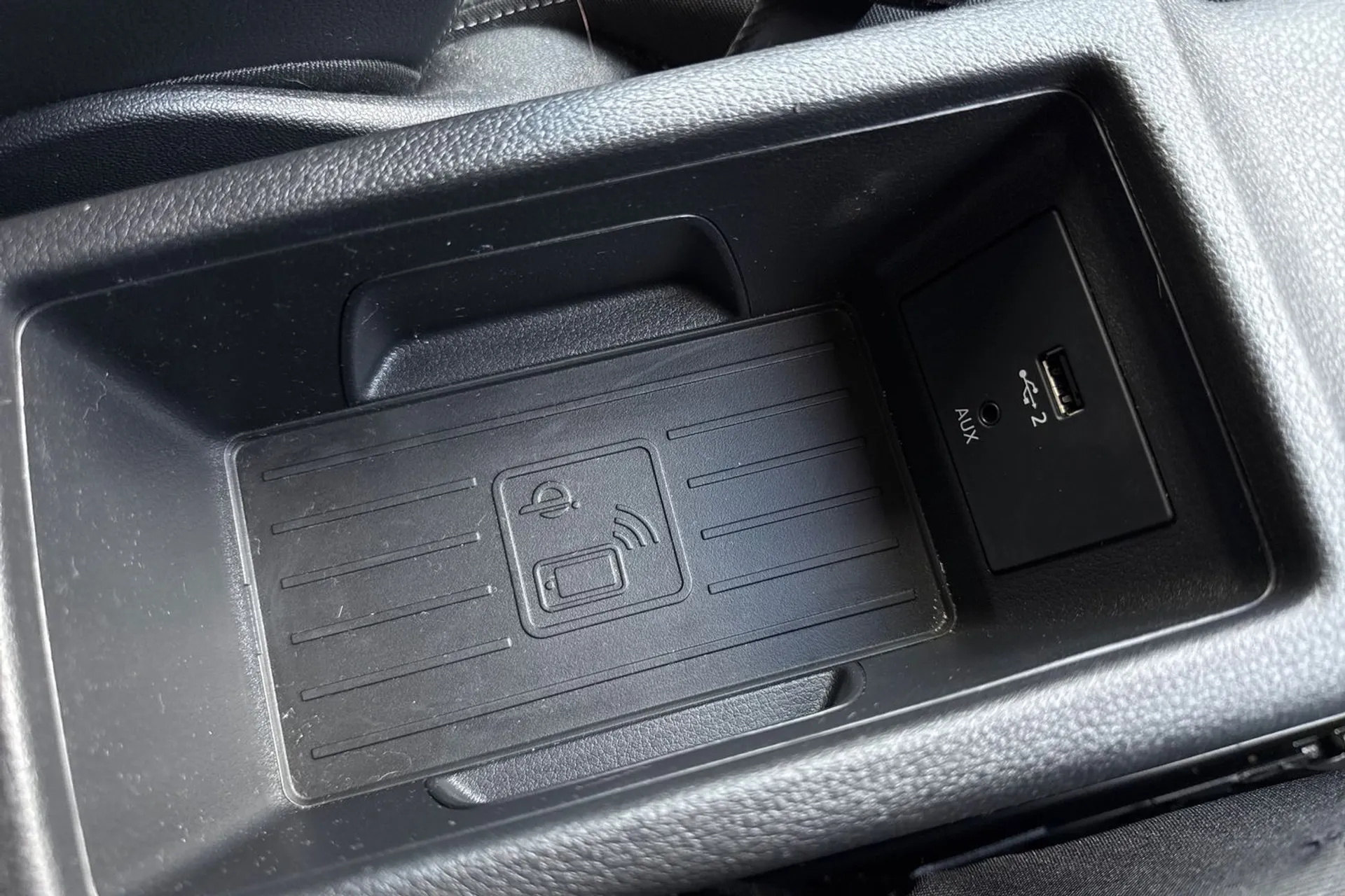 Audi Q2 thumbnail image number 30