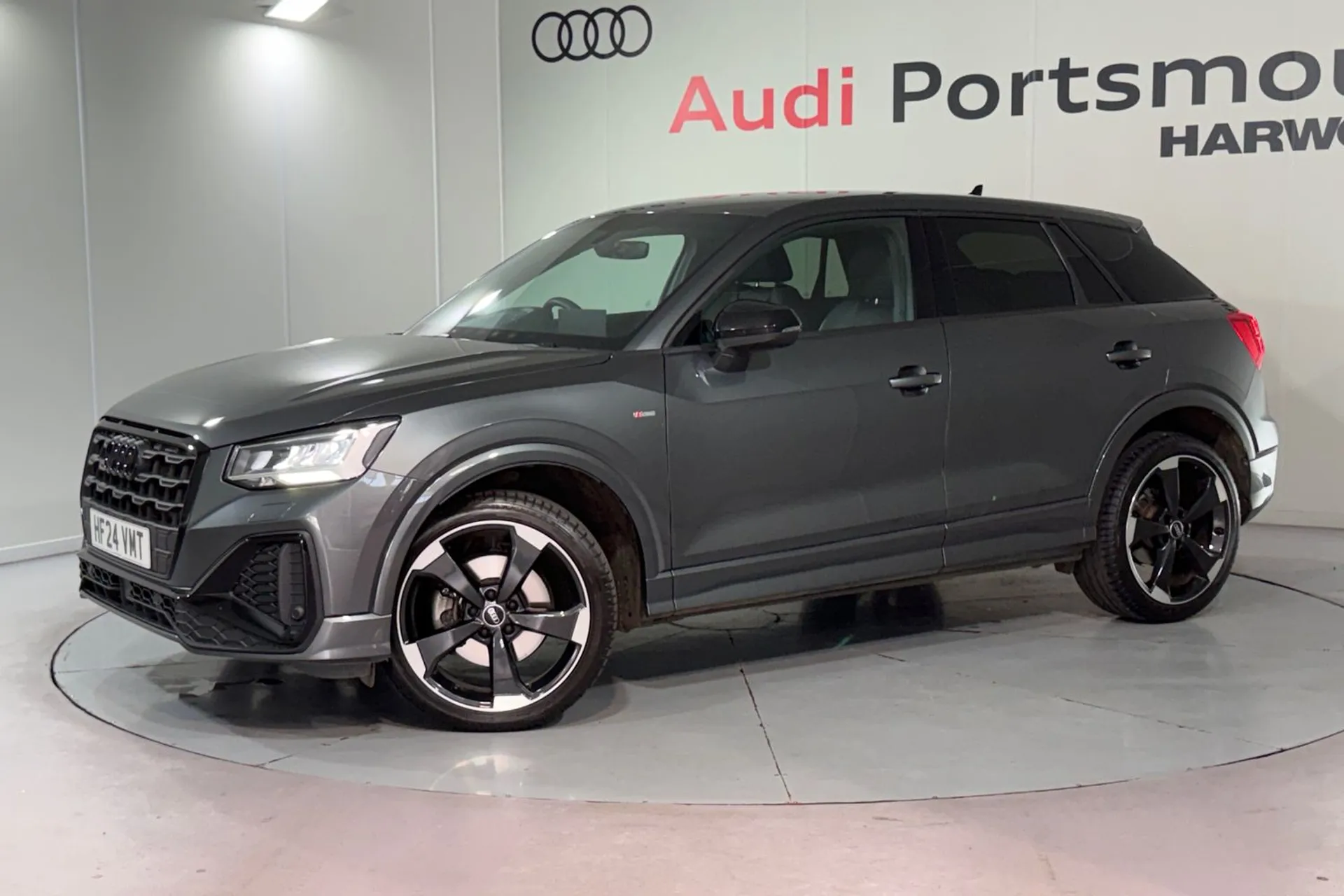 Audi Q2 thumbnail image number 6
