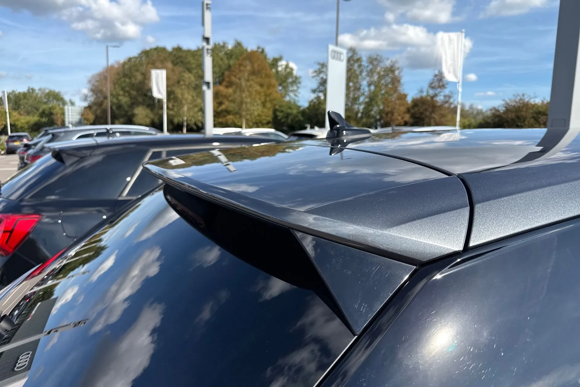 Audi Q2 thumbnail image number 14