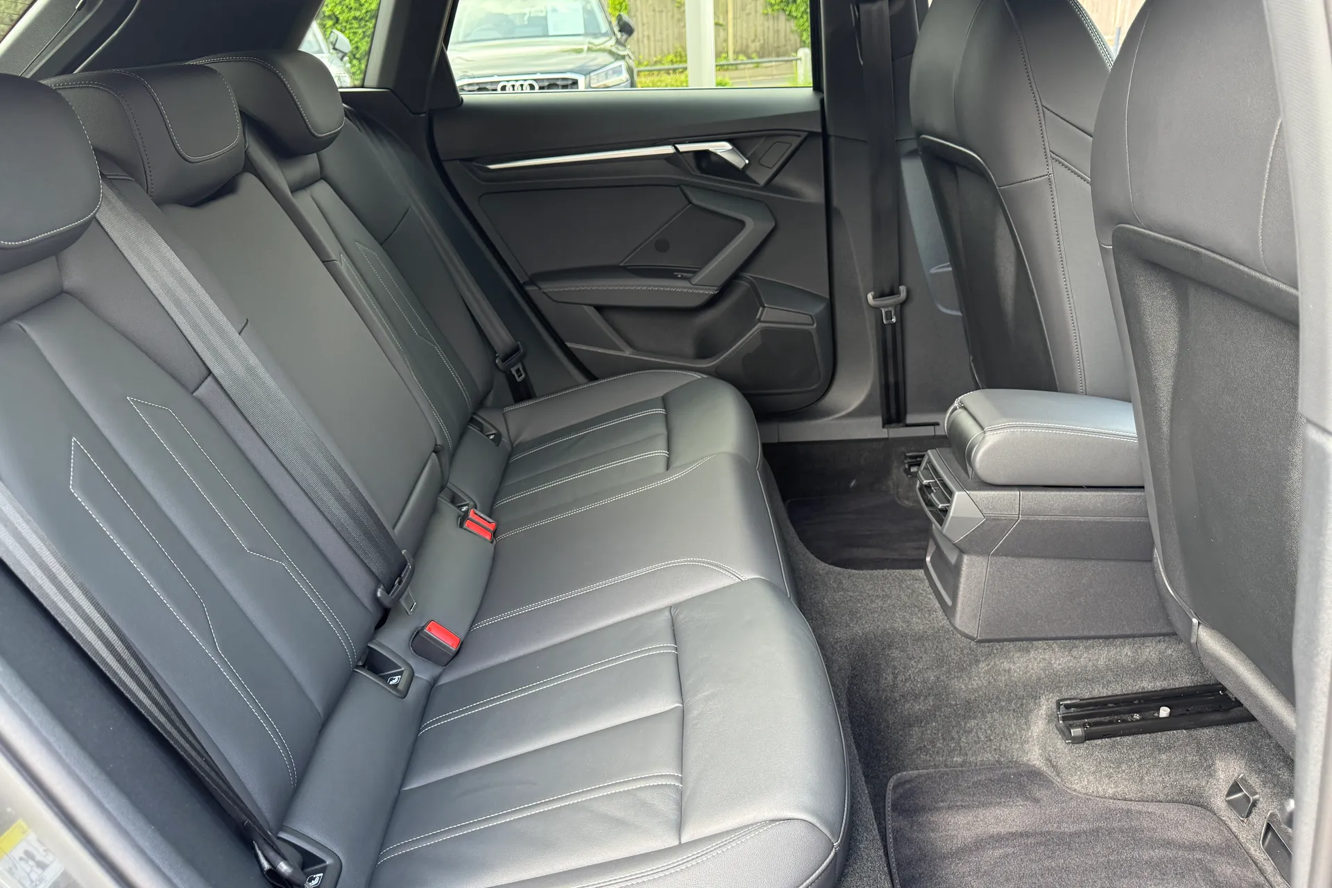Audi A3 thumbnail image number 44