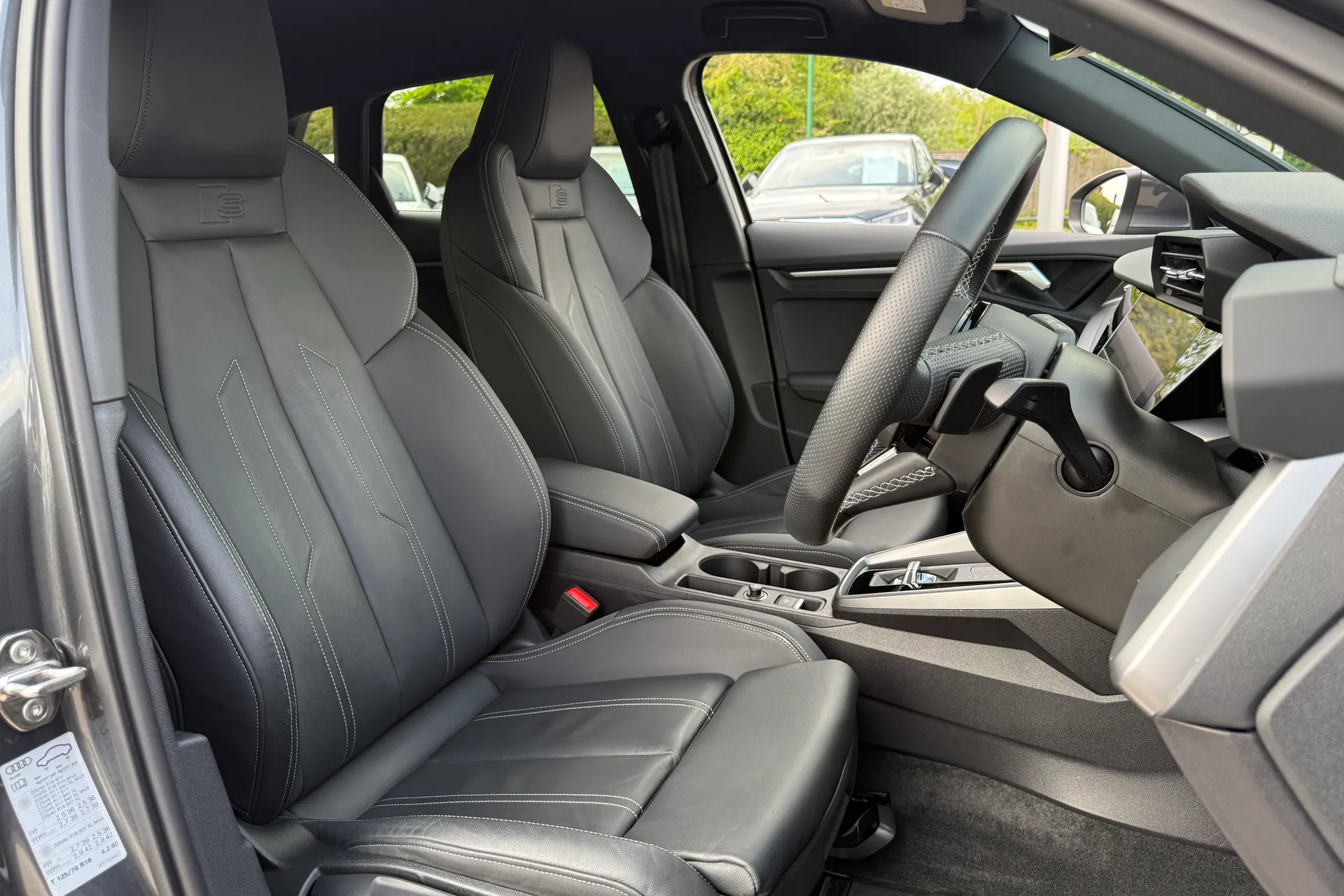 Audi A3 thumbnail image number 27