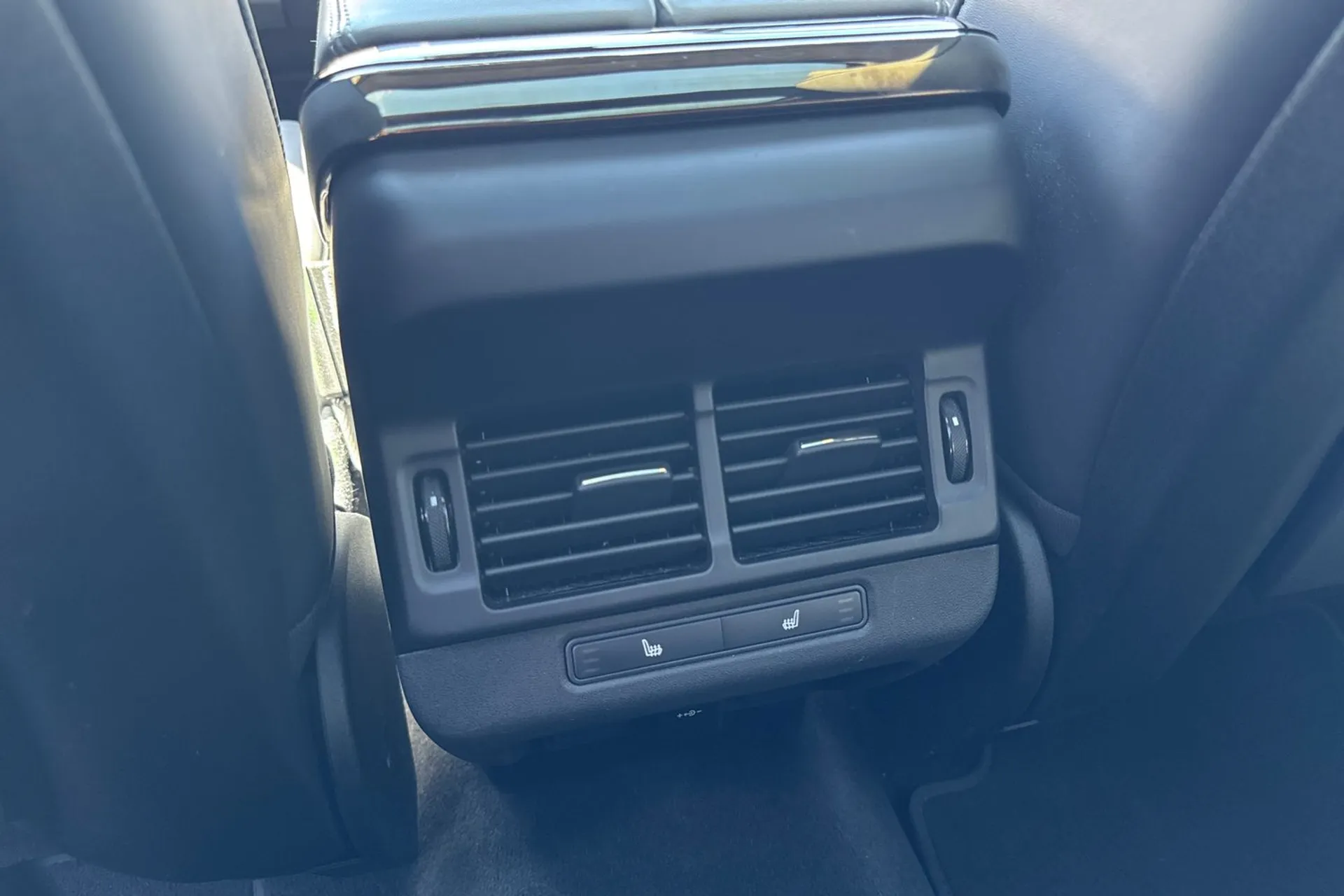 LAND ROVER RANGE ROVER EVOQUE thumbnail image number 34