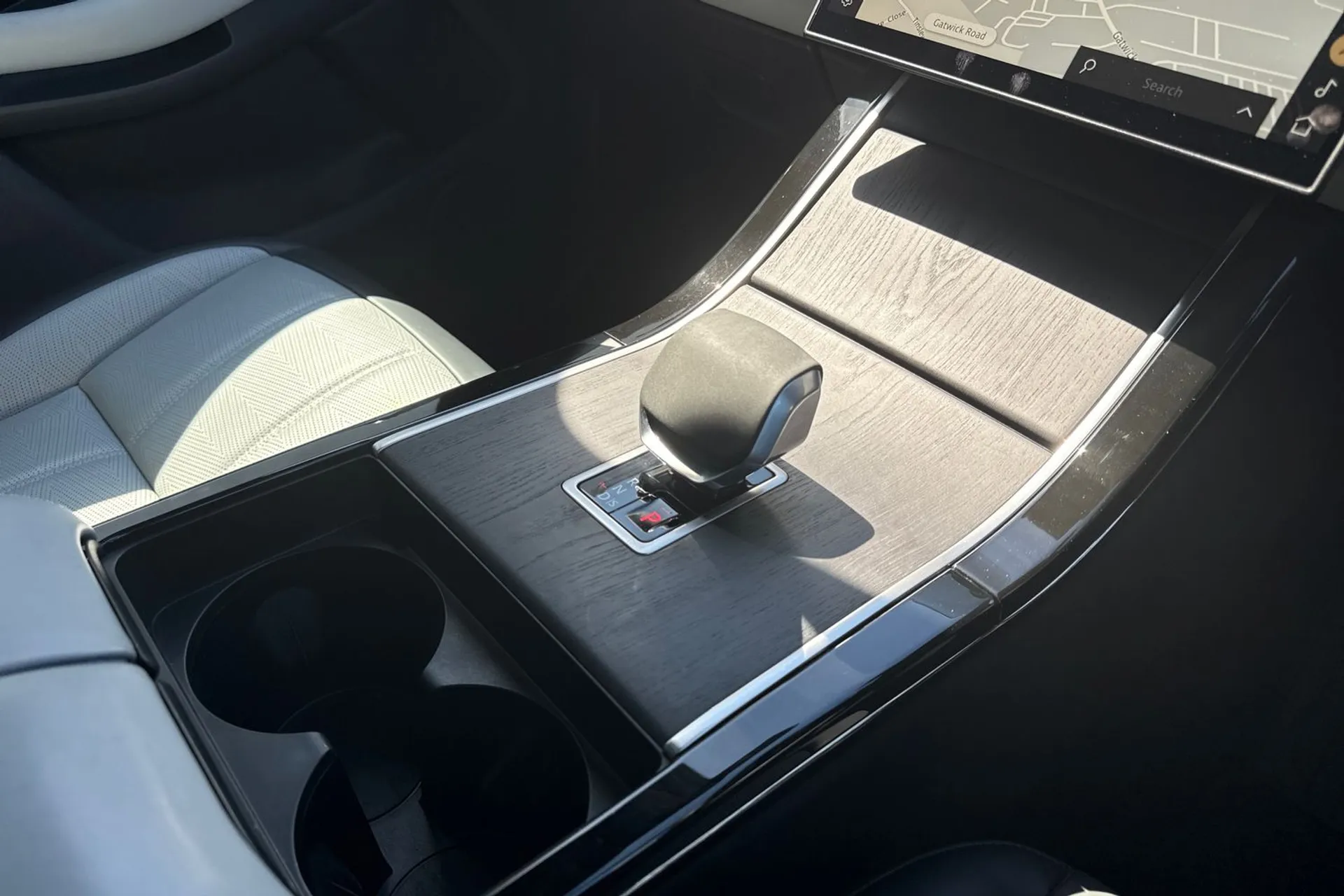 LAND ROVER RANGE ROVER EVOQUE thumbnail image number 45