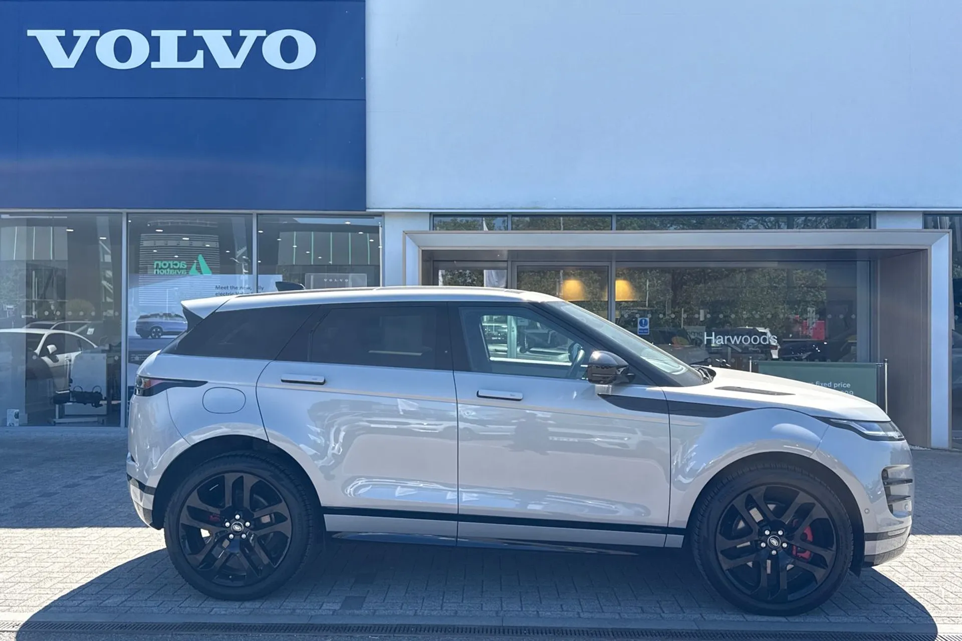 LAND ROVER RANGE ROVER EVOQUE thumbnail image number 2