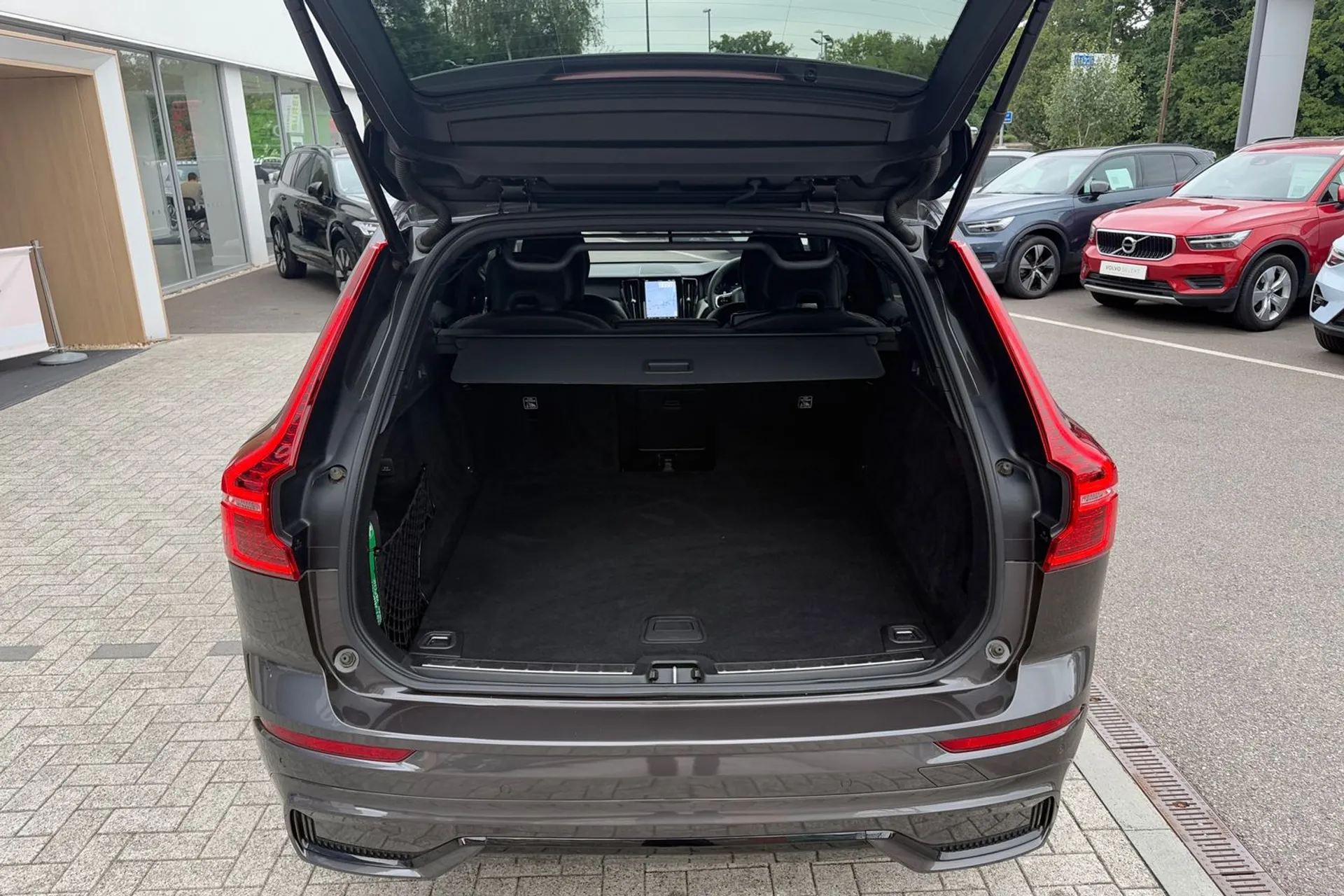 Volvo XC60 thumbnail image number 19