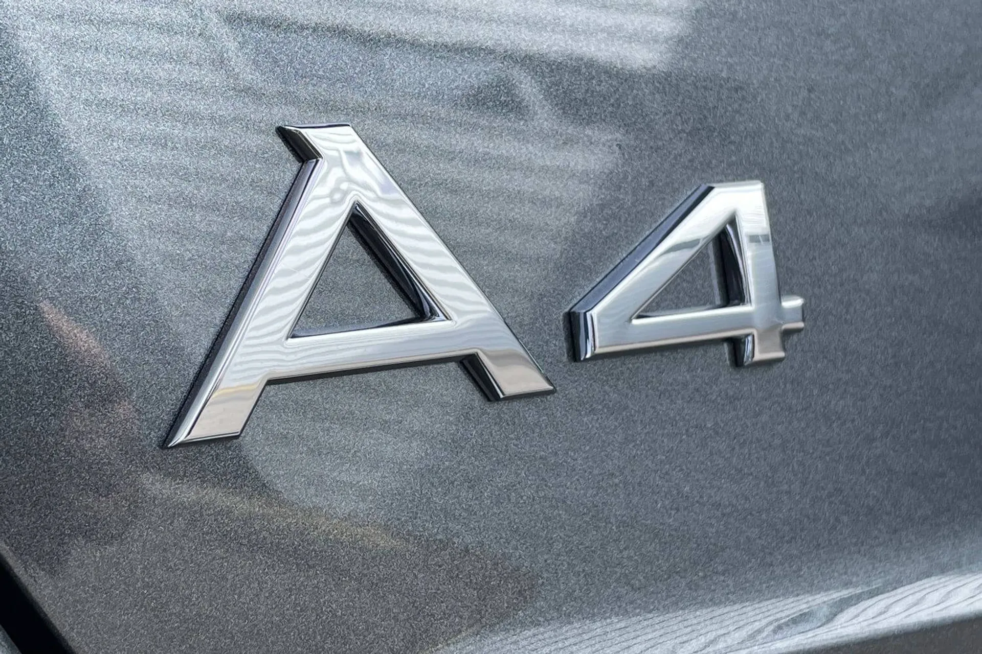 Audi A4 thumbnail image number 51