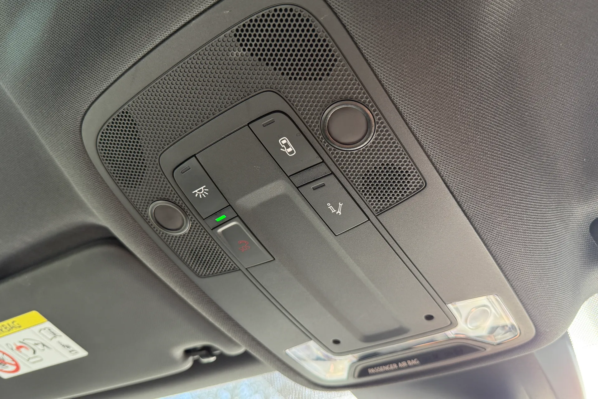 Audi A3 thumbnail image number 28