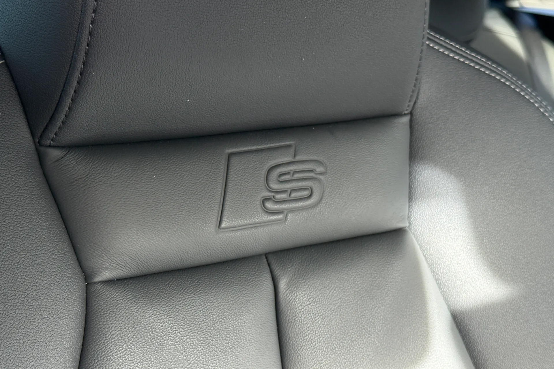 Audi A3 thumbnail image number 37