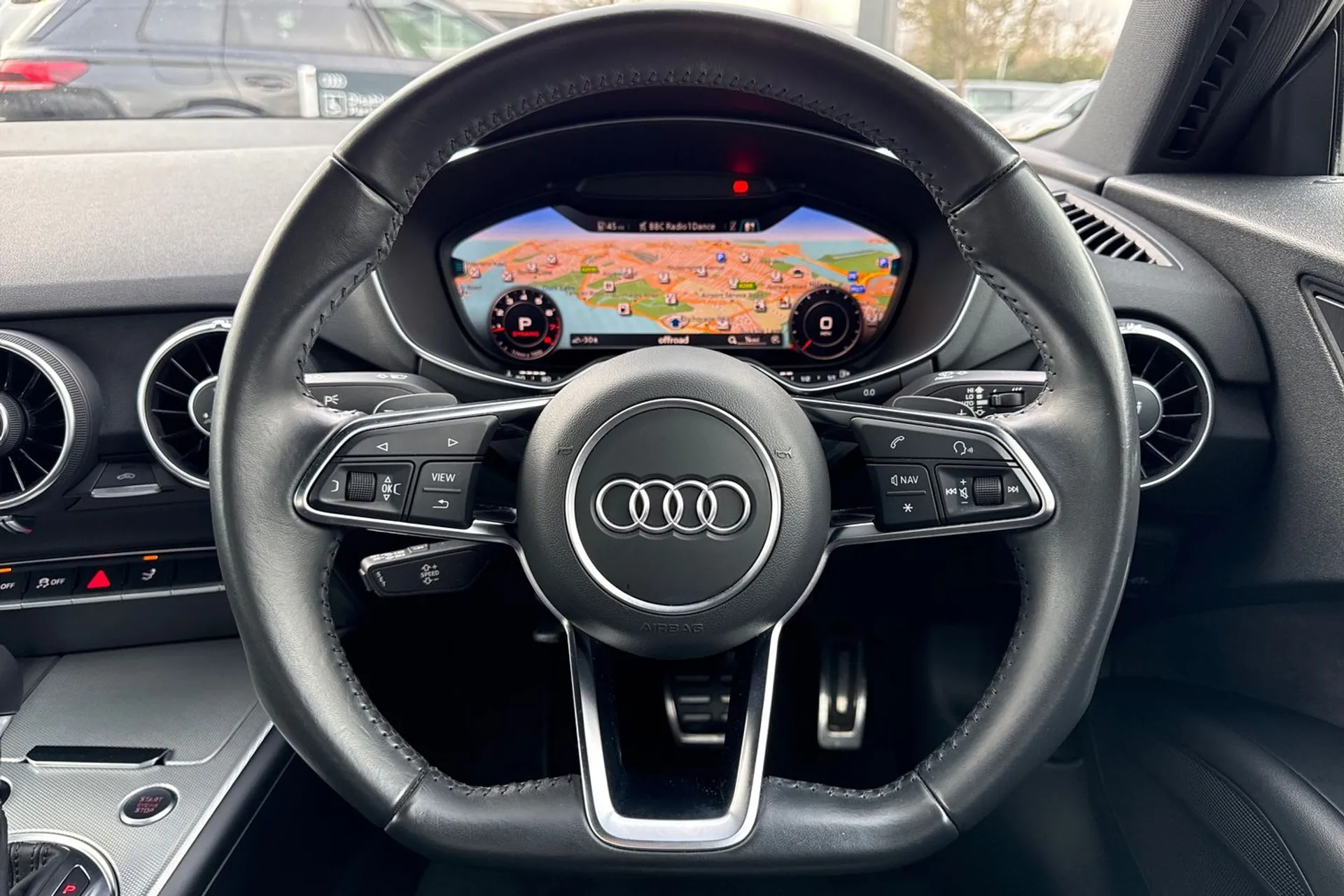 Audi TT thumbnail image number 8