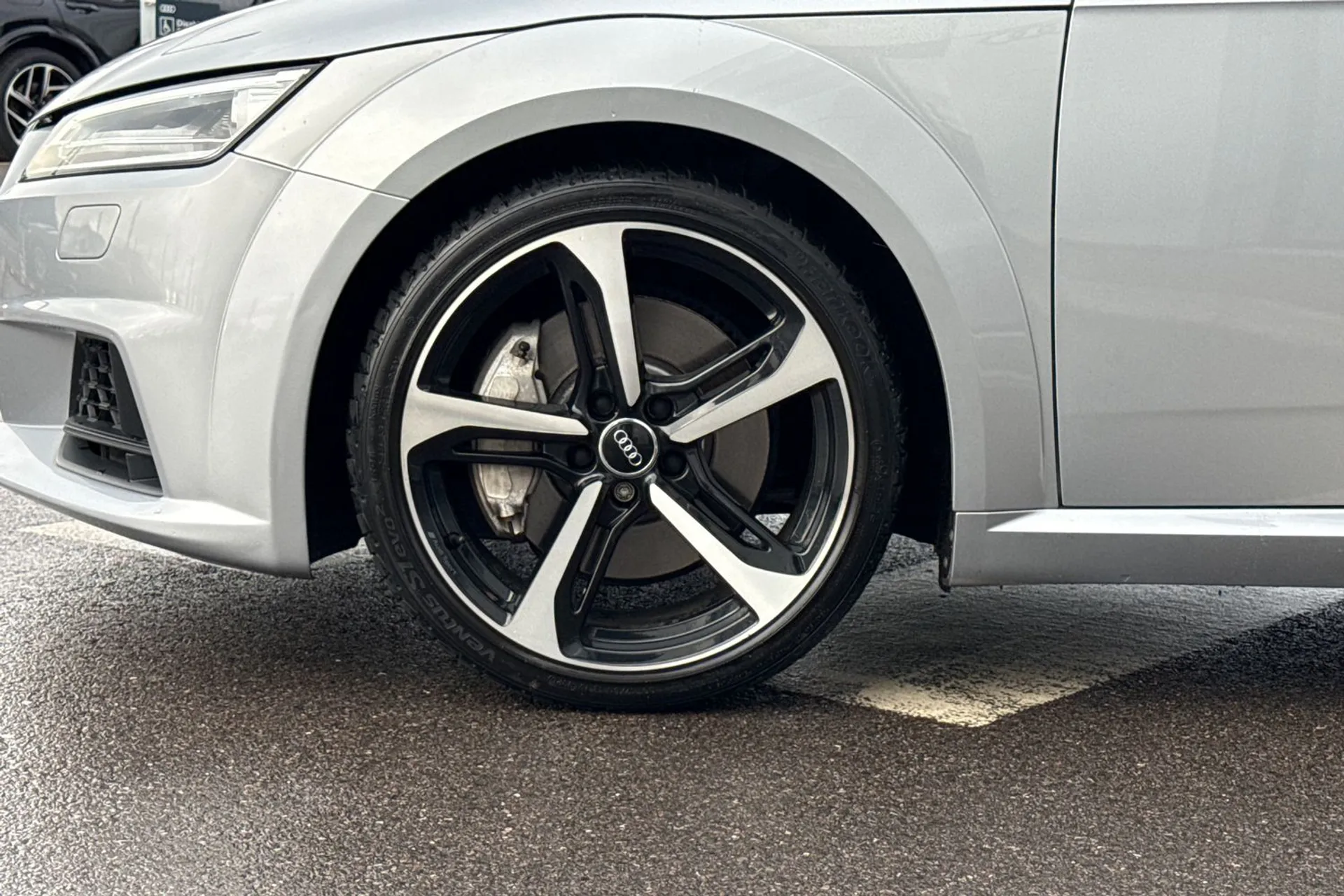 Audi TT thumbnail image number 22