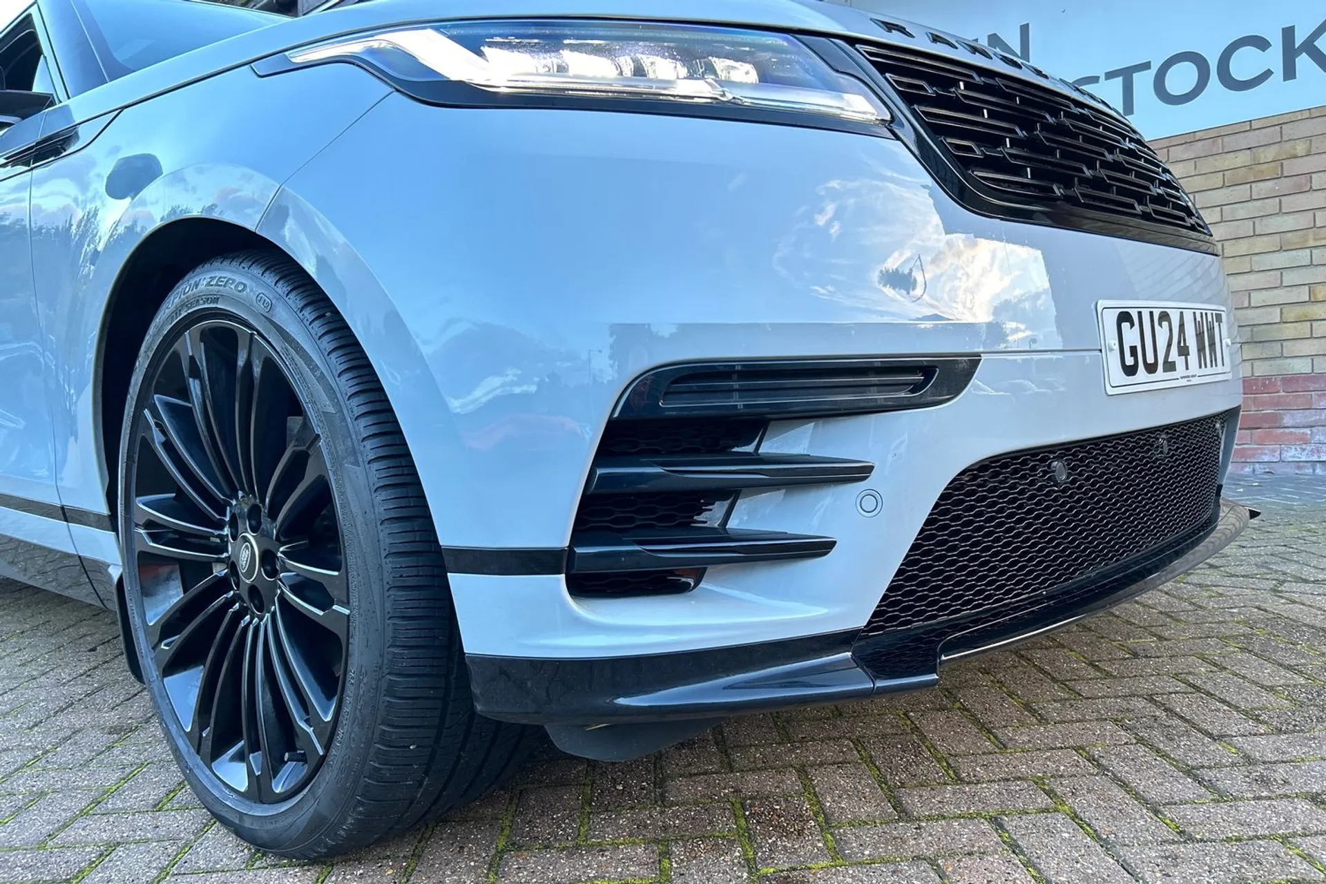 LAND ROVER RANGE ROVER VELAR thumbnail image number 56