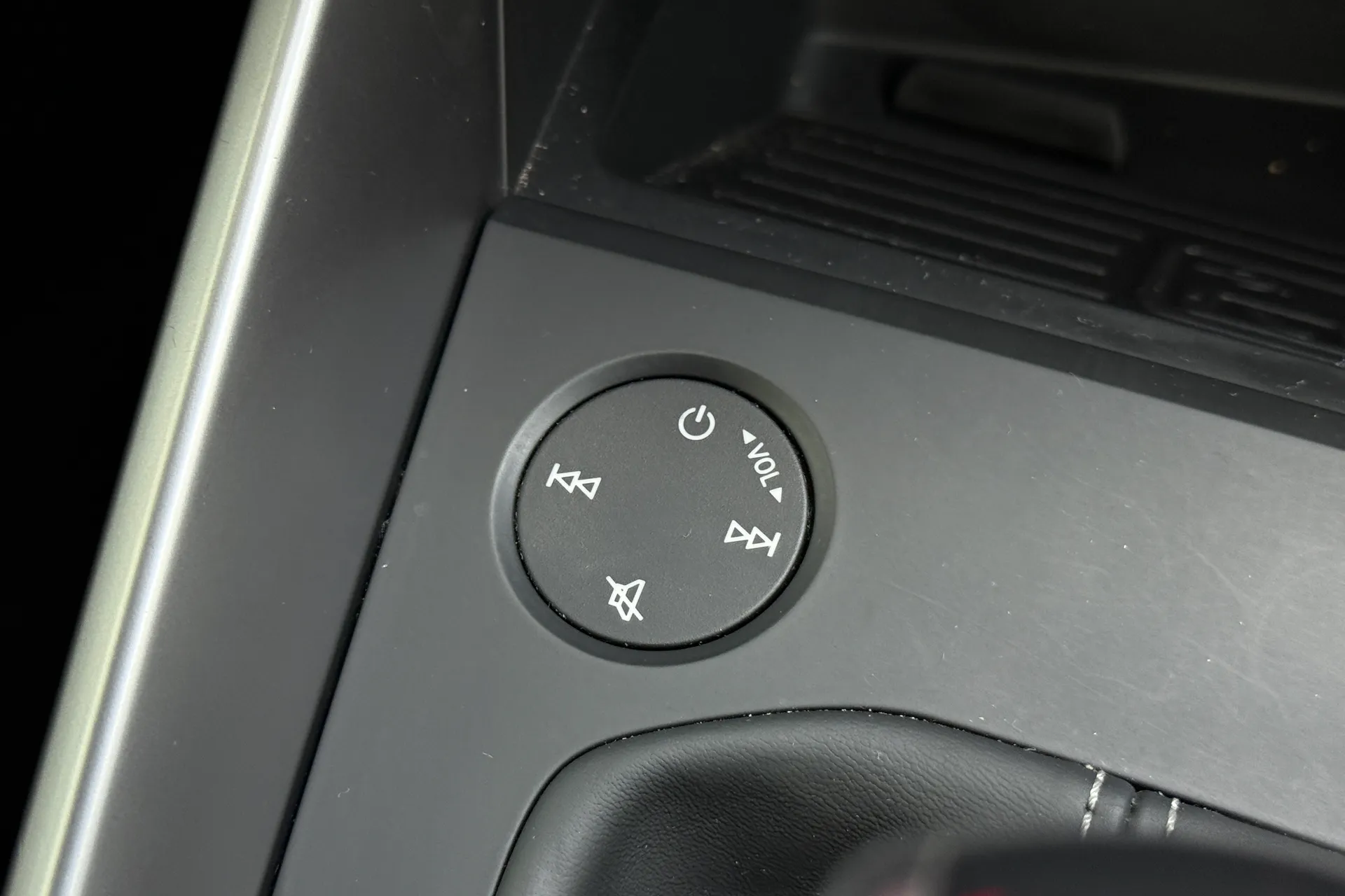 Audi A3 thumbnail image number 24