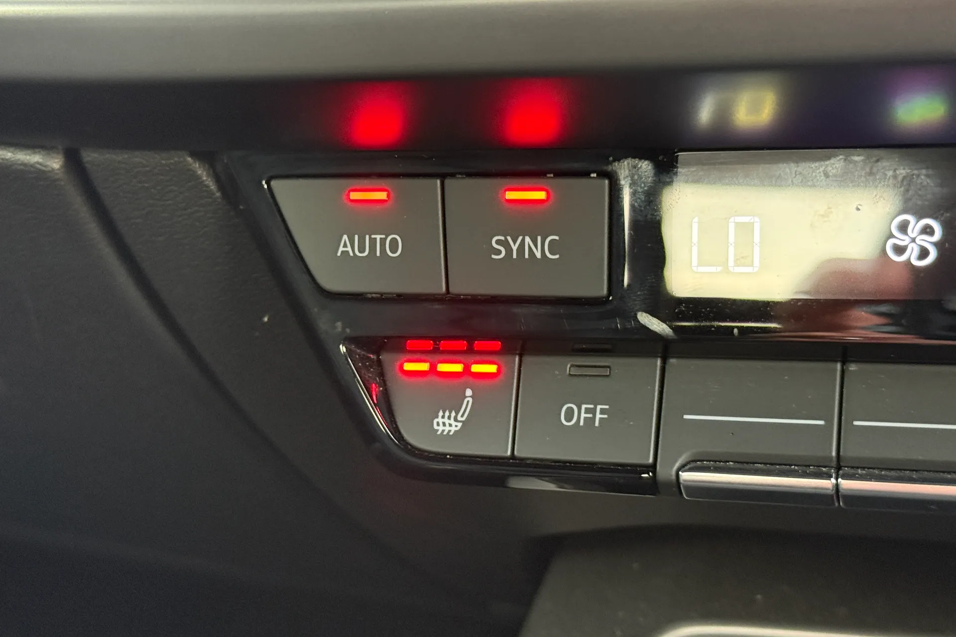 Audi A3 thumbnail image number 22