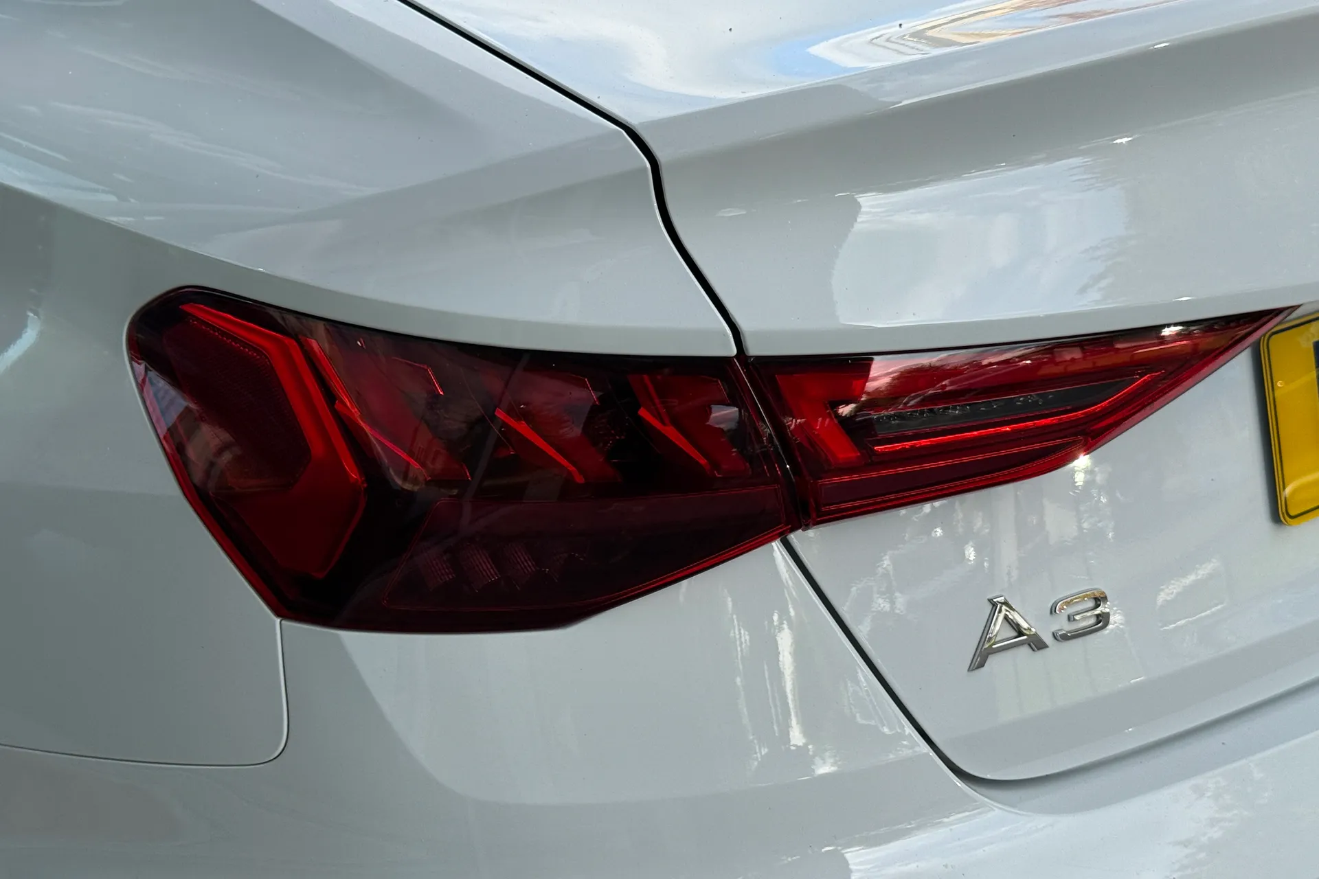 Audi A3 thumbnail image number 48