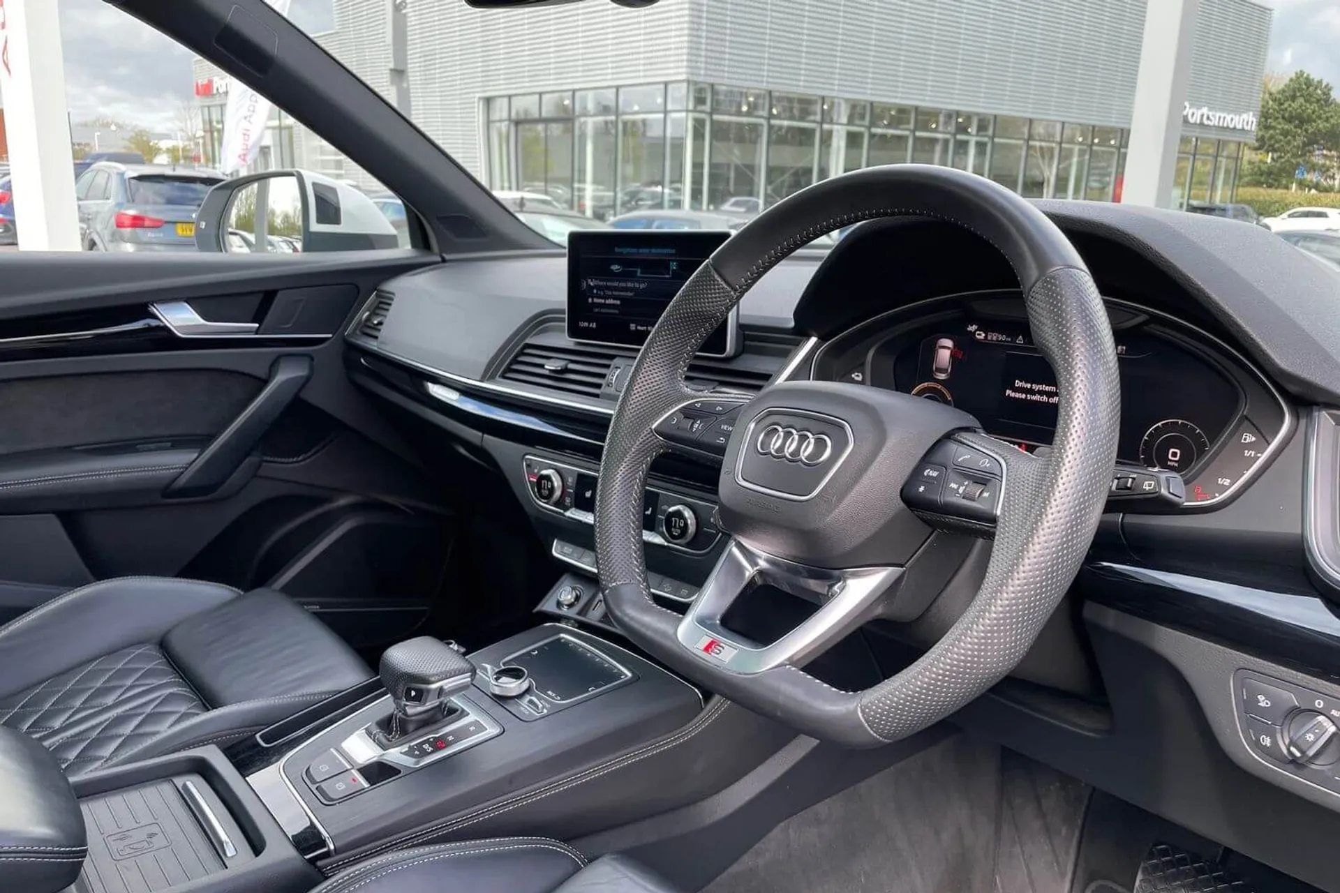 Audi Q5 thumbnail image number 6
