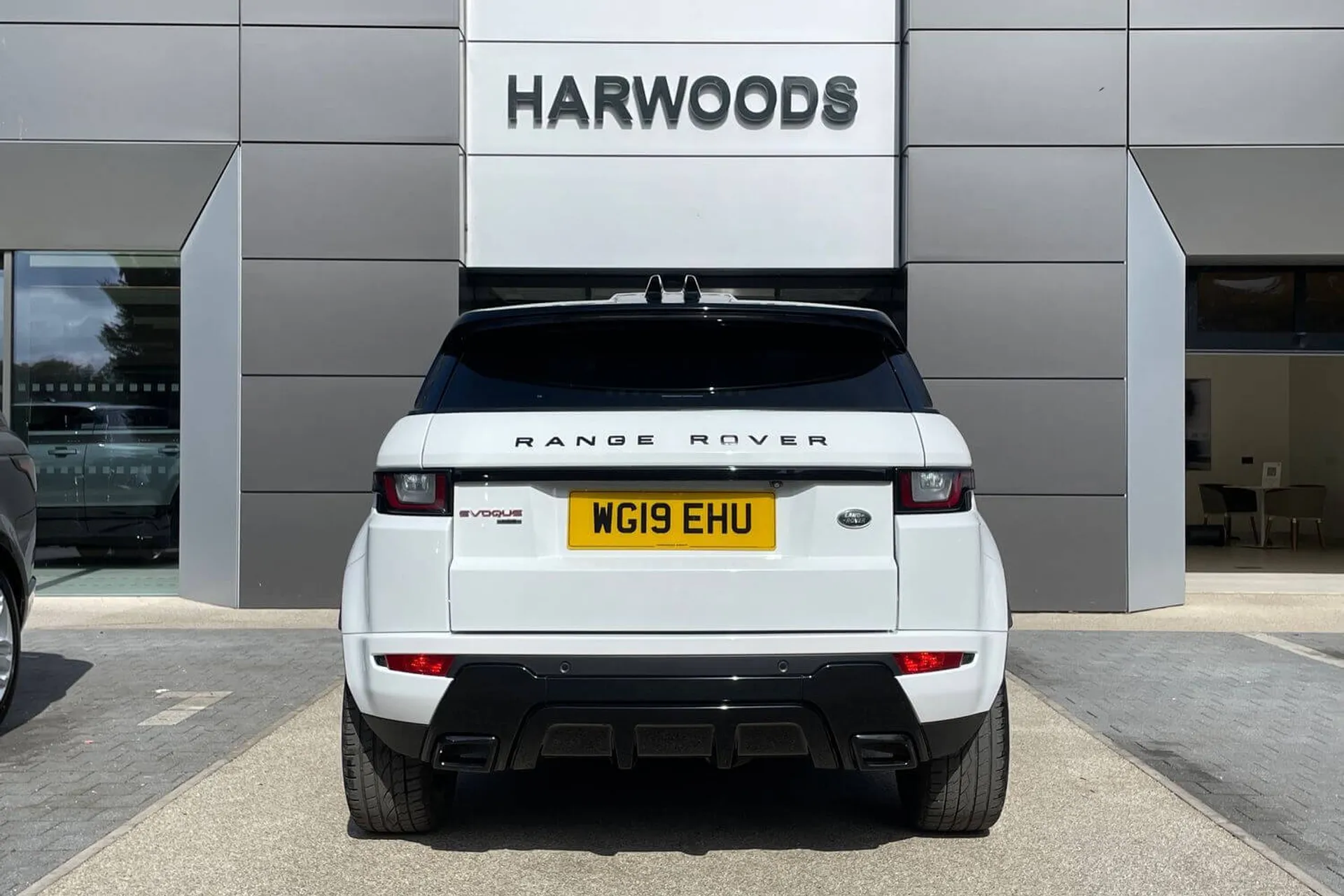 LAND ROVER RANGE ROVER EVOQUE thumbnail image number 39