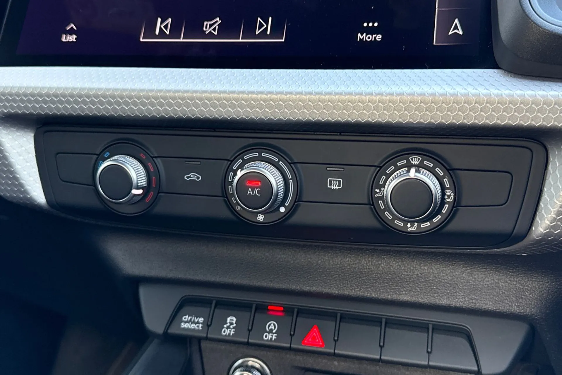 Audi A1 thumbnail image number 9