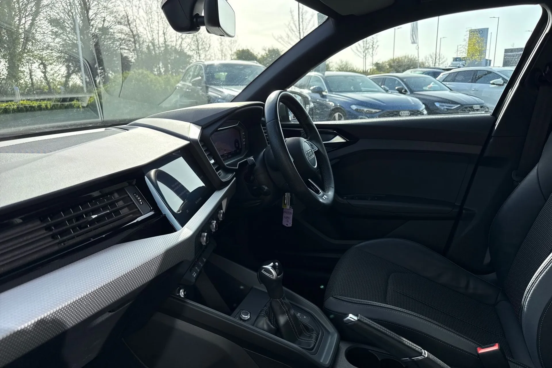 Audi A1 thumbnail image number 37